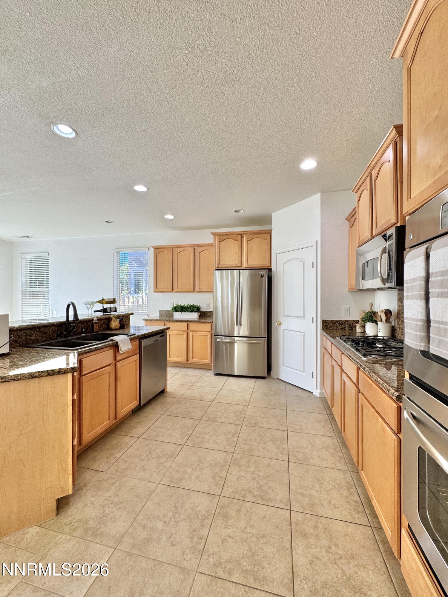 6687 Equation Drive Property Photo 4