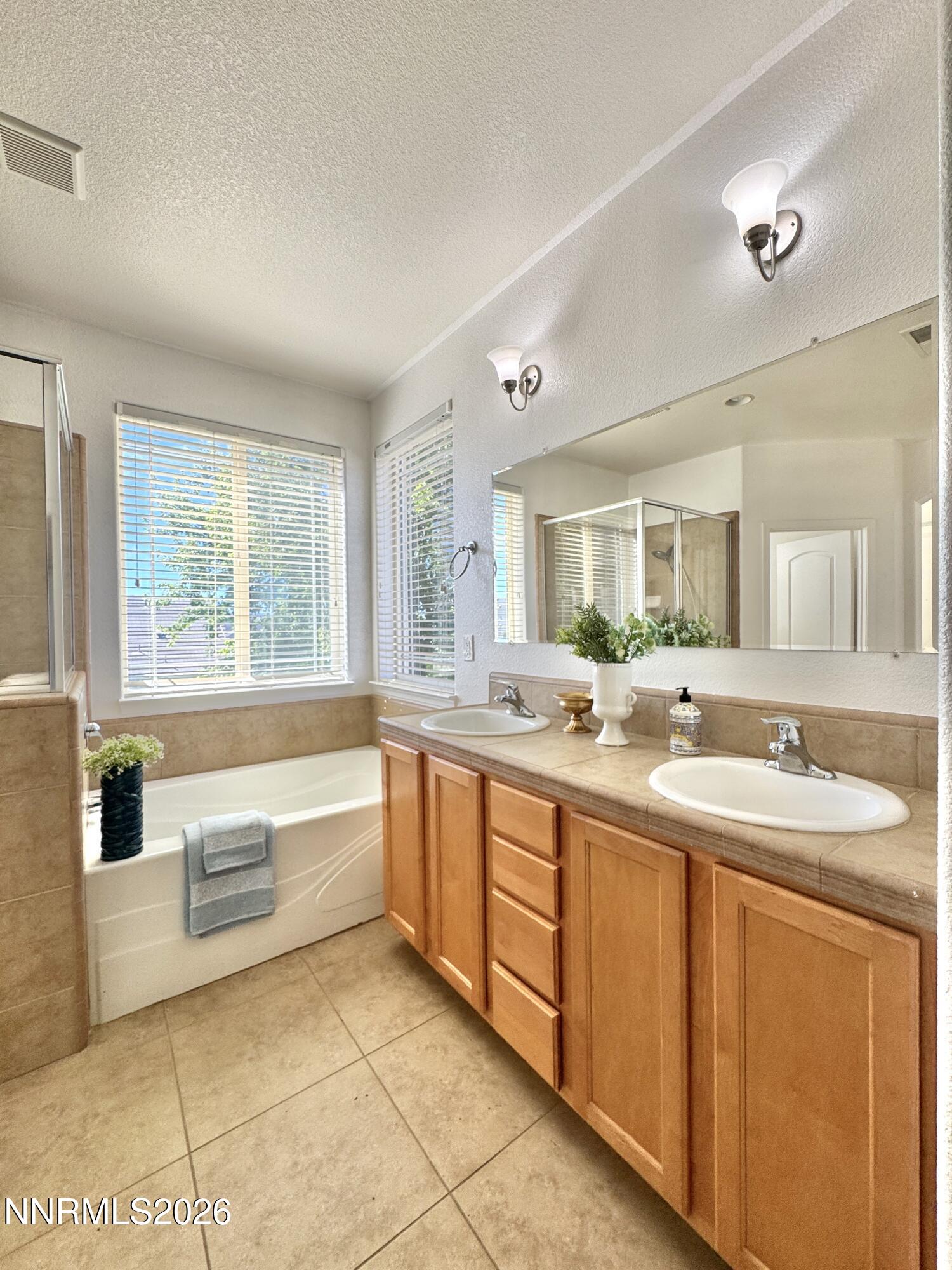 6687 Equation Drive Property Photo 13
