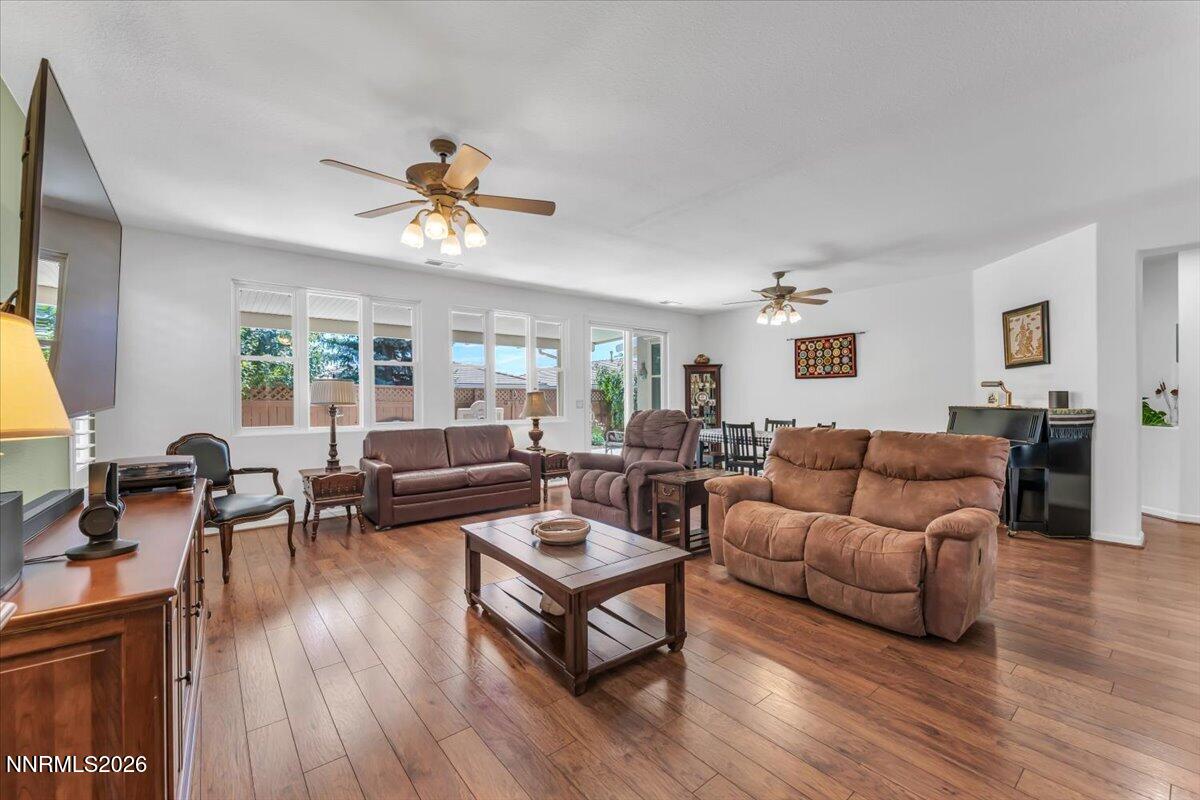2099 Avella Drive Property Photo 8