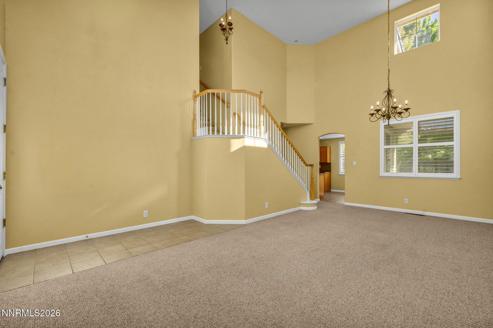 10048 Silver Star Drive Property Photo 9