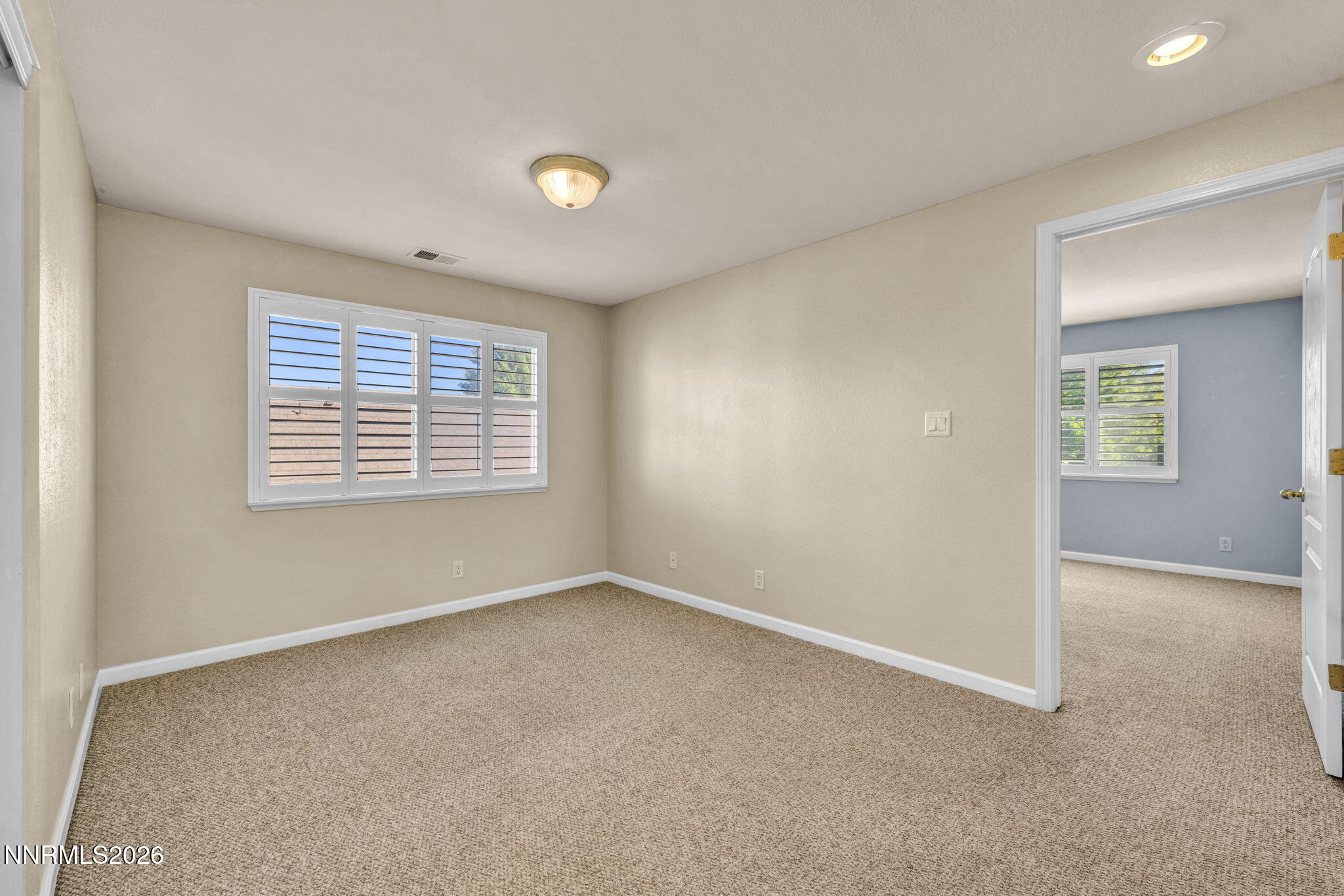 10048 Silver Star Drive Property Photo 27