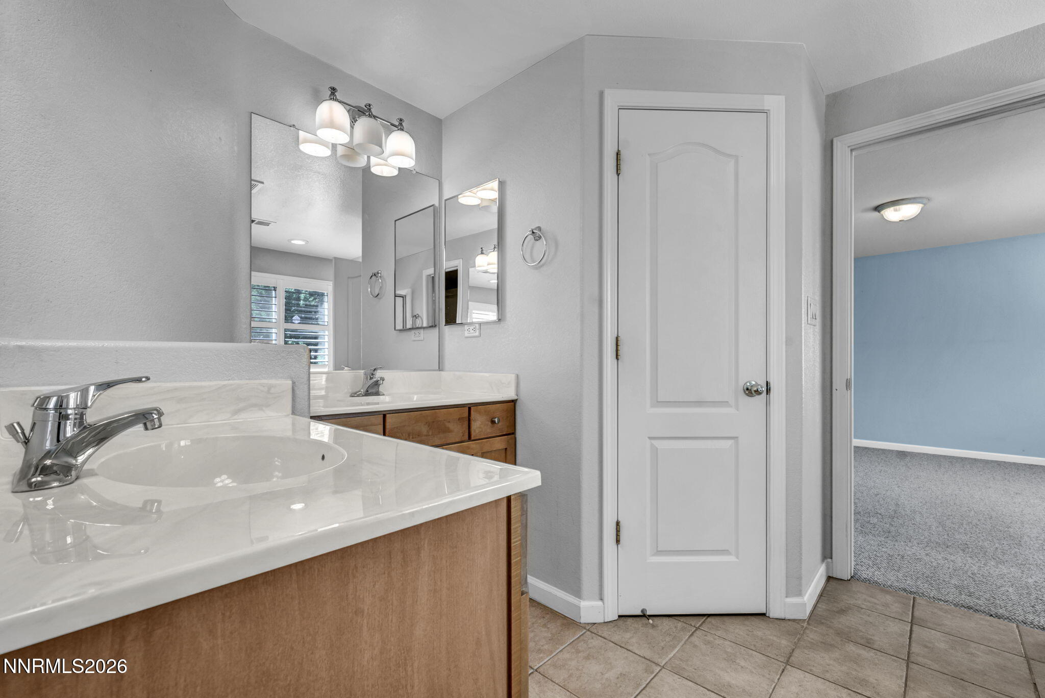 10048 Silver Star Drive Property Photo 34