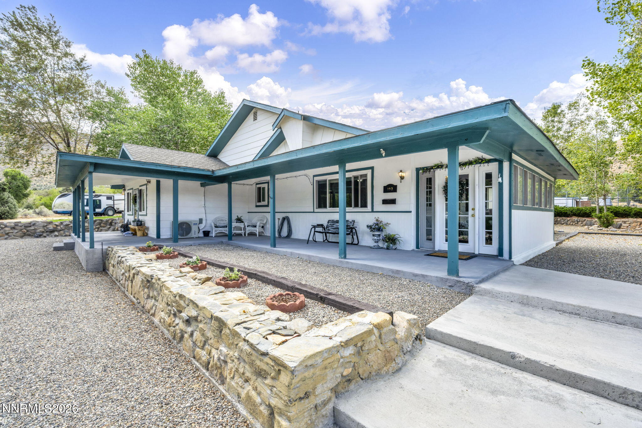 193 Mule Deer Road Property Photo 3