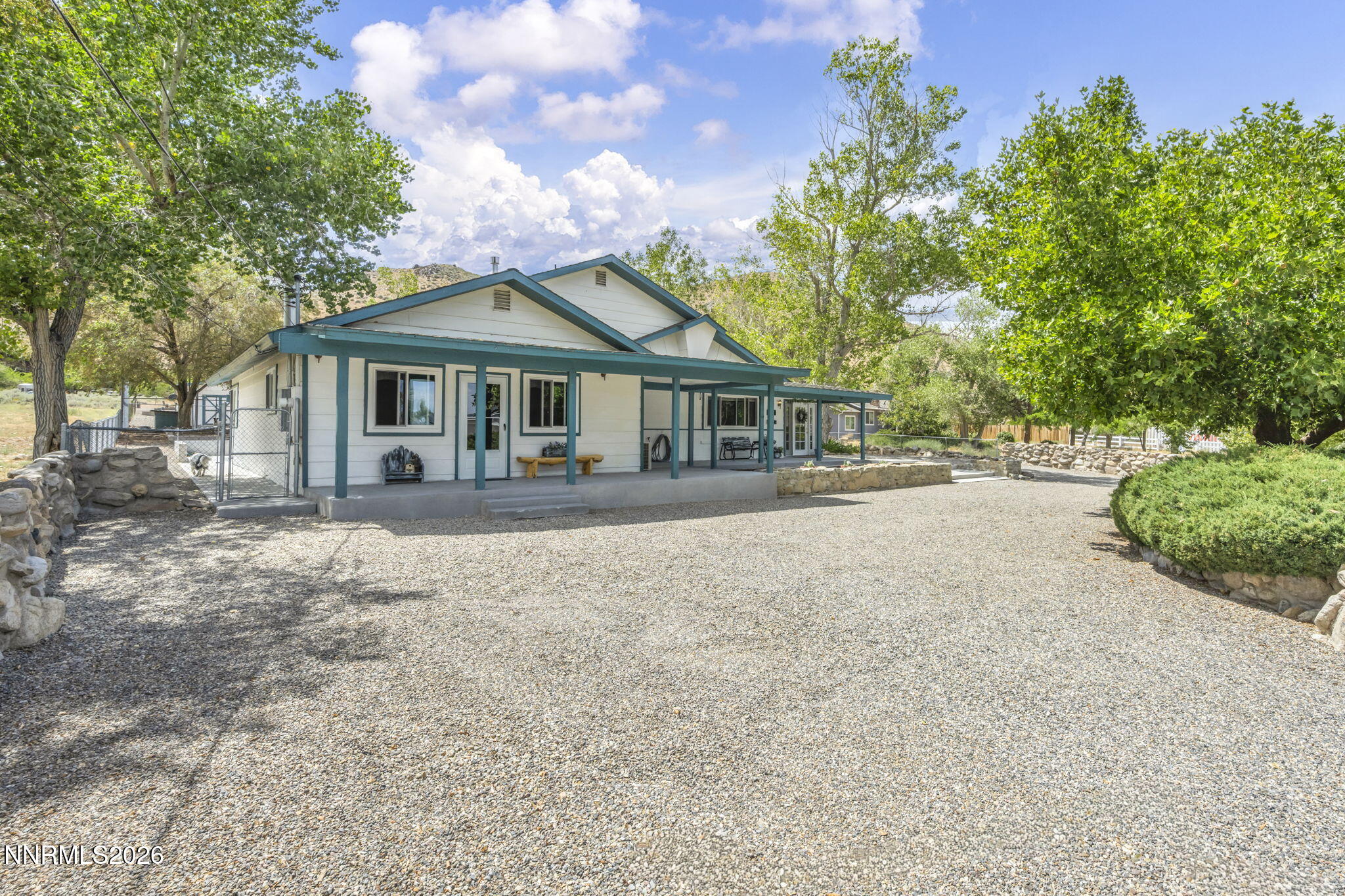 193 Mule Deer Road Property Photo 4