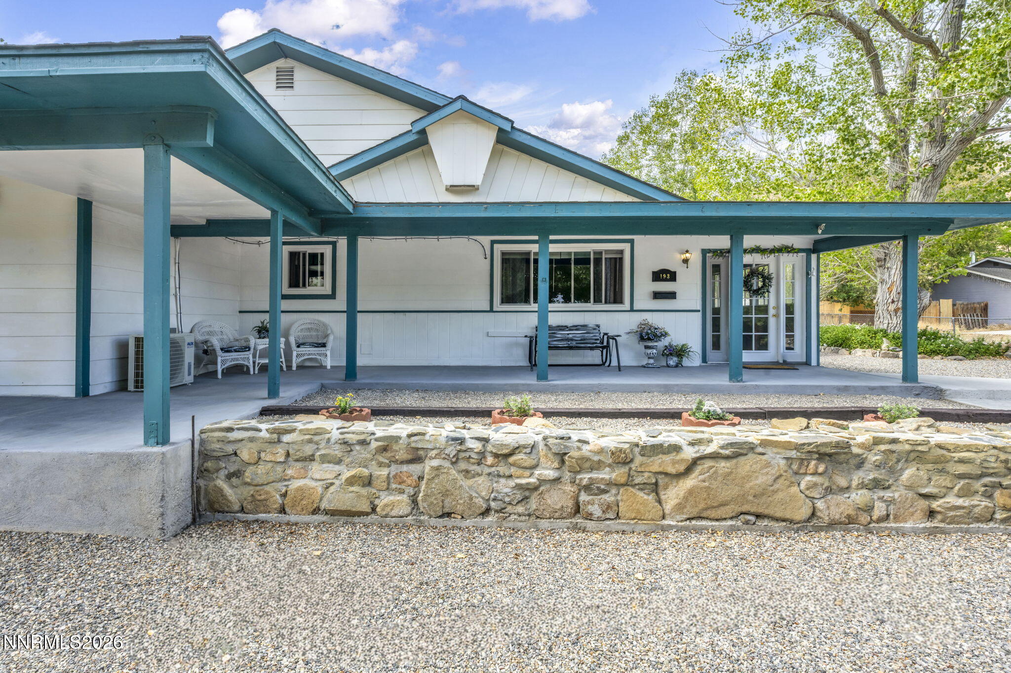 193 Mule Deer Road Property Photo 7