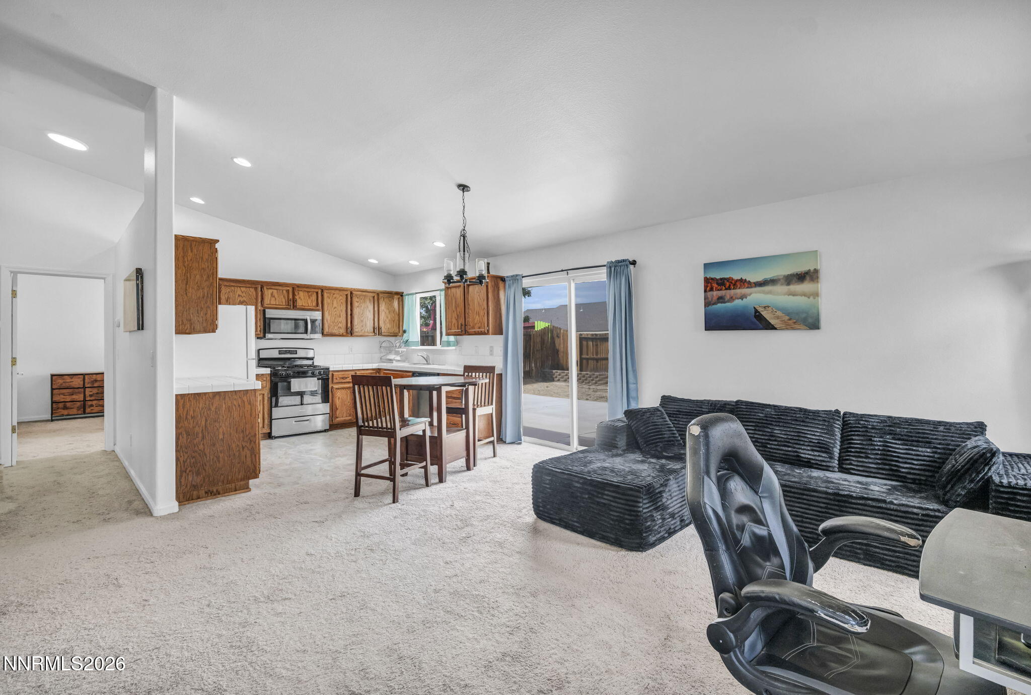 2212 Ellice Way Property Photo 18