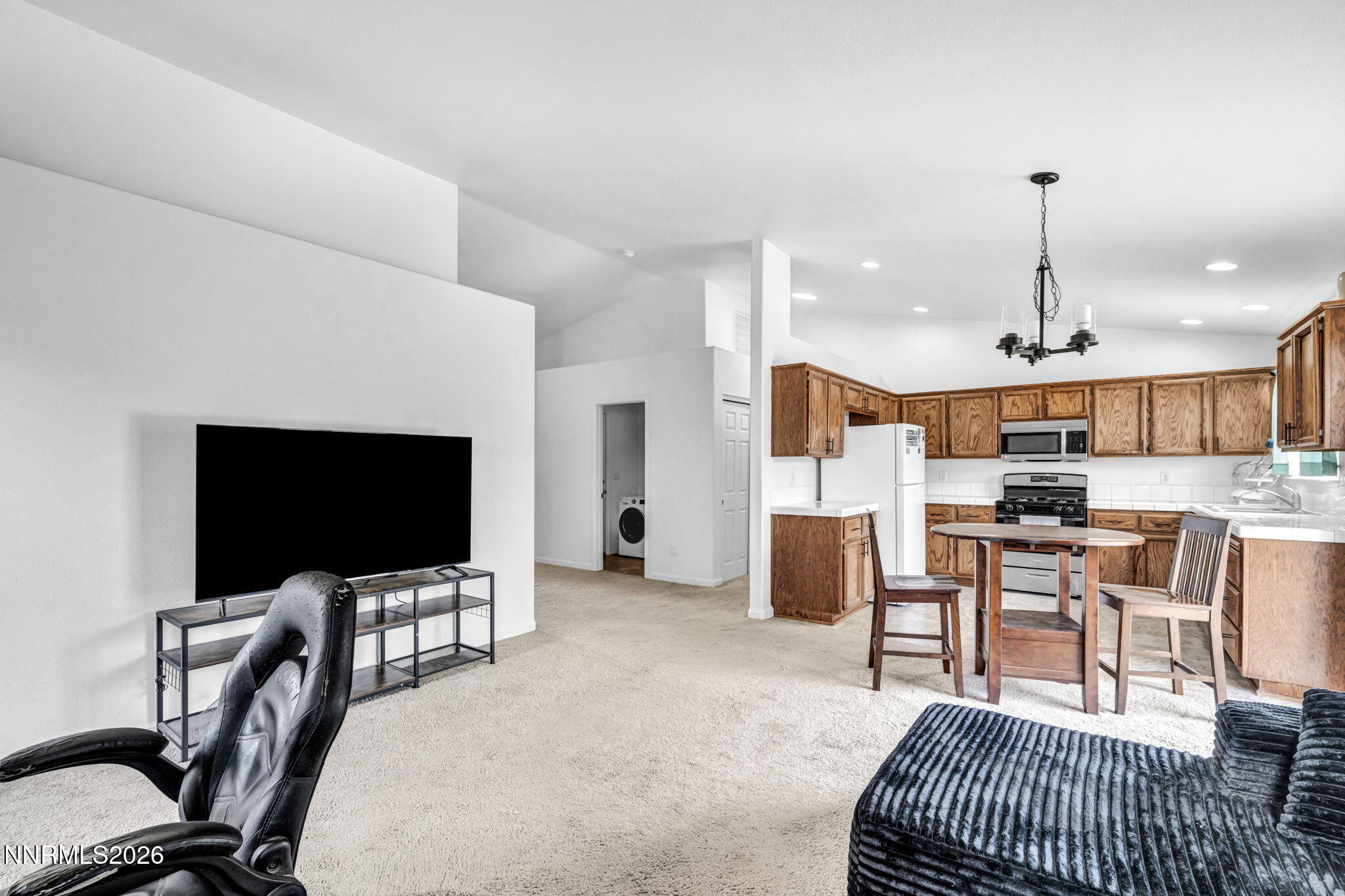 2212 Ellice Way Property Photo 19