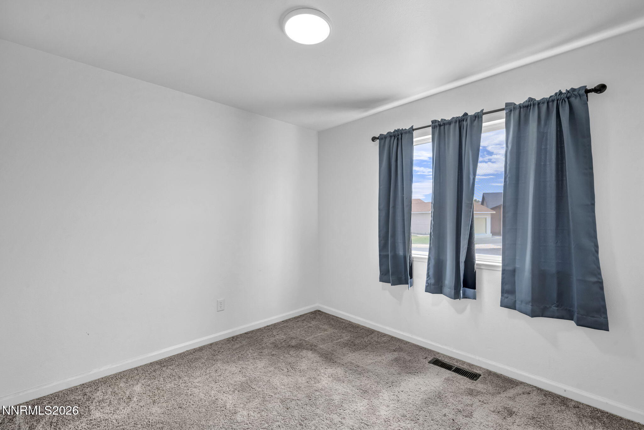 2212 Ellice Way Property Photo 39