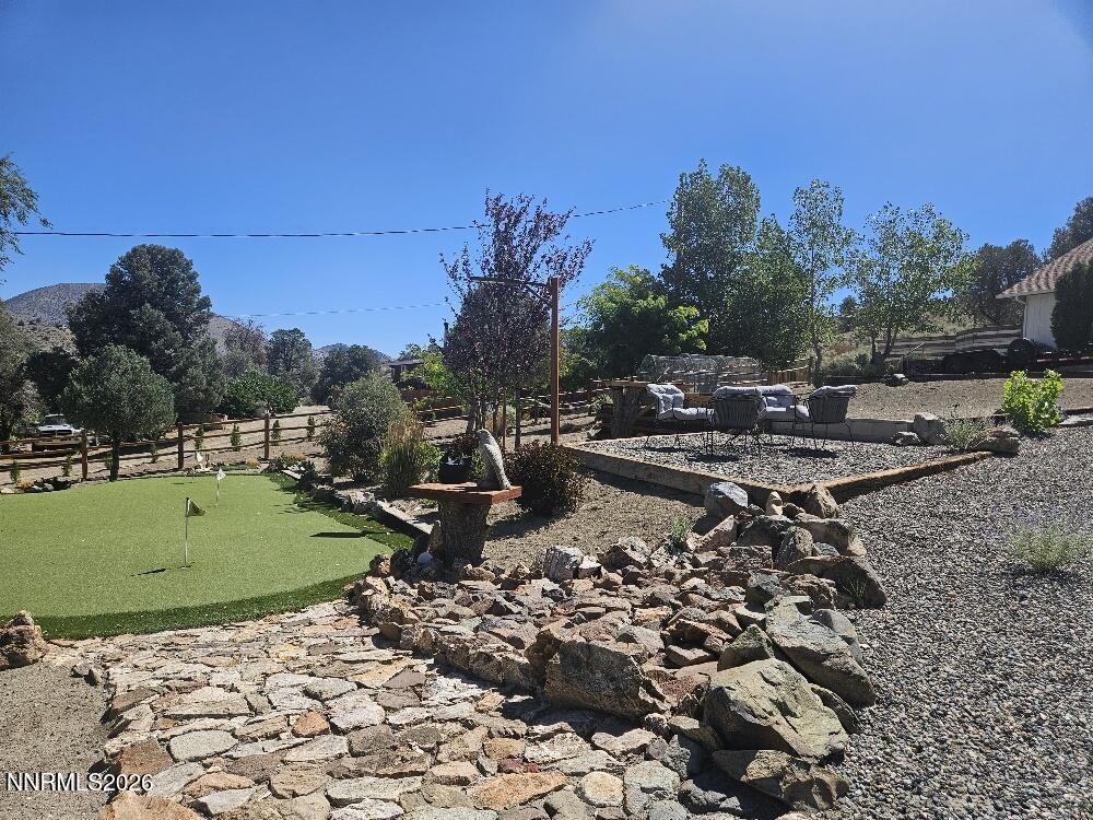 3715 Ballman Way Property Photo 9