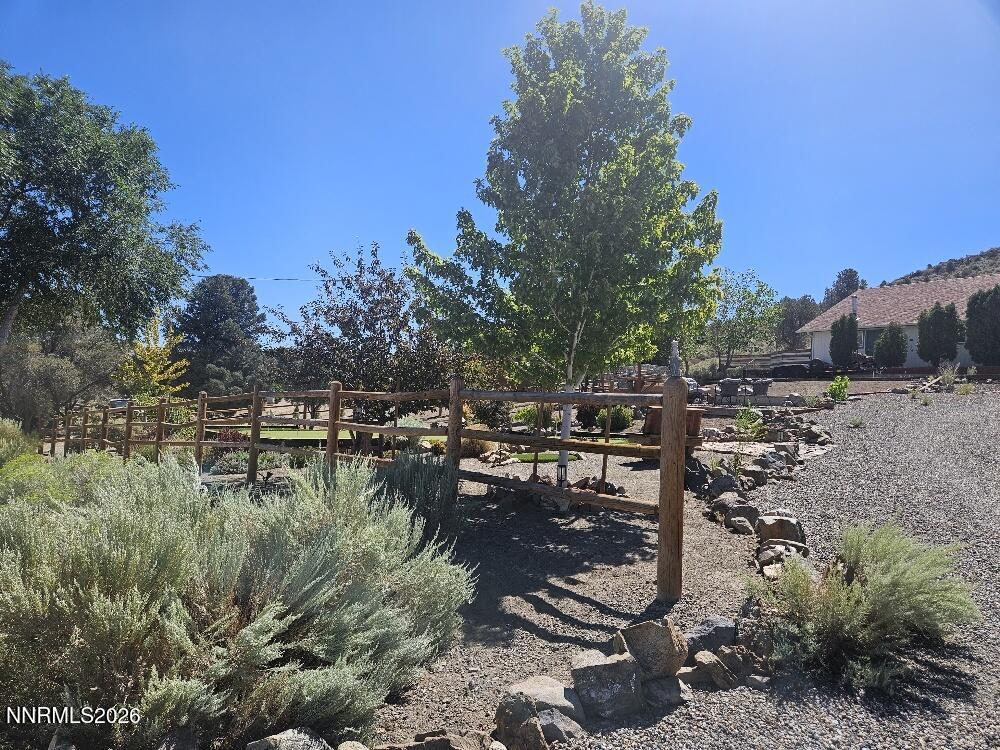 3715 Ballman Way Property Photo 18