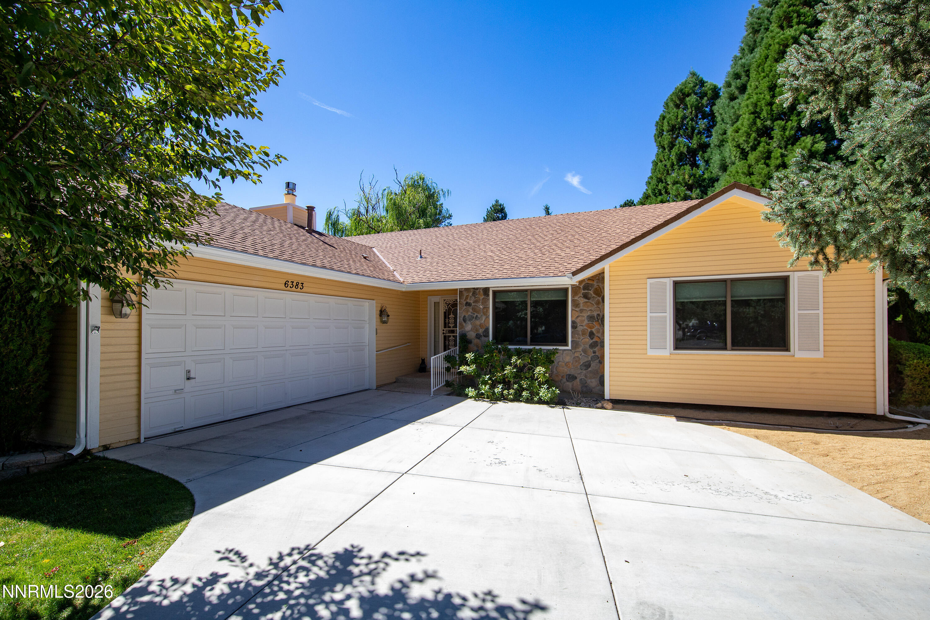 6383 Meadow Crest Circle Property Photo 1