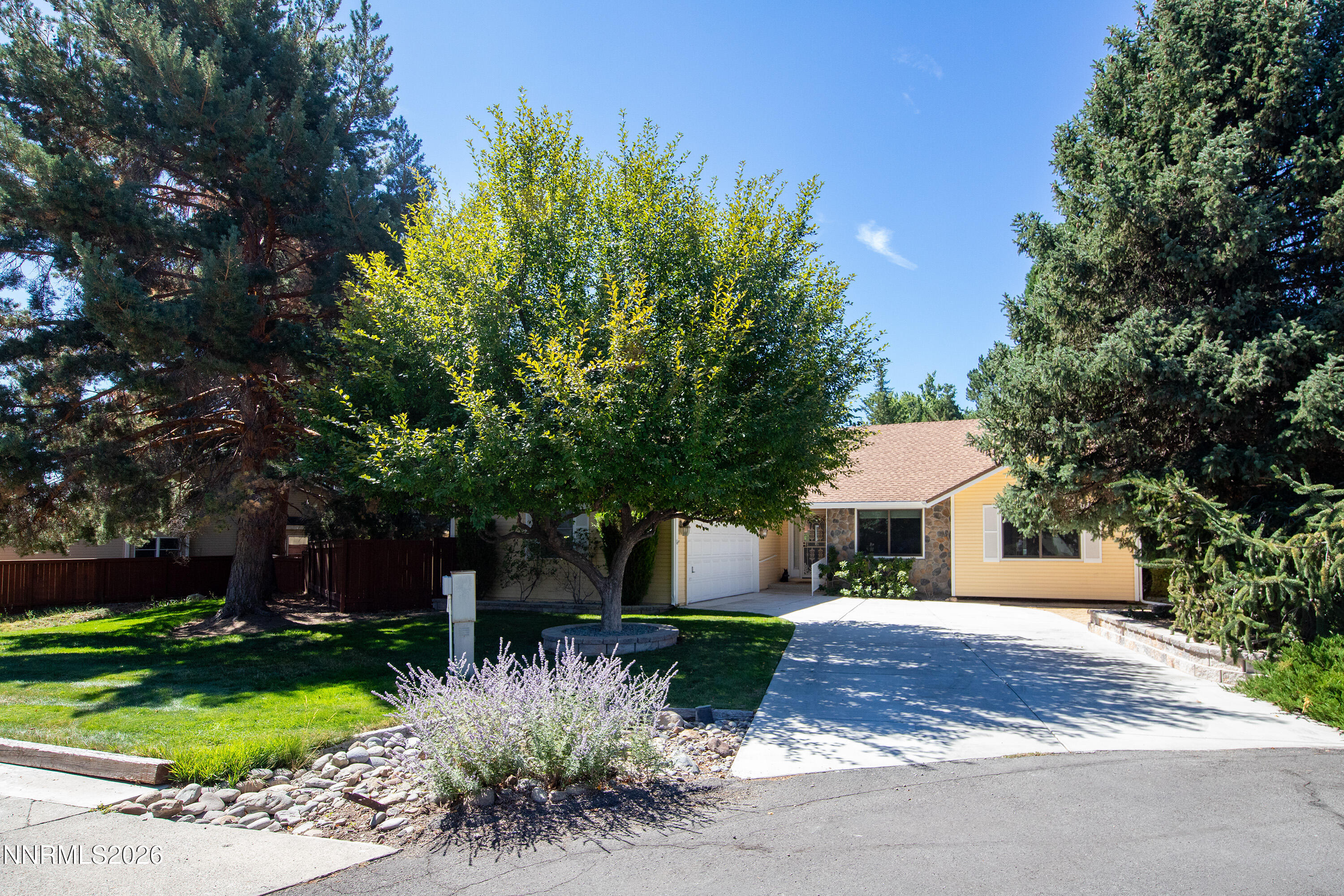 6383 Meadow Crest Circle Property Photo 2