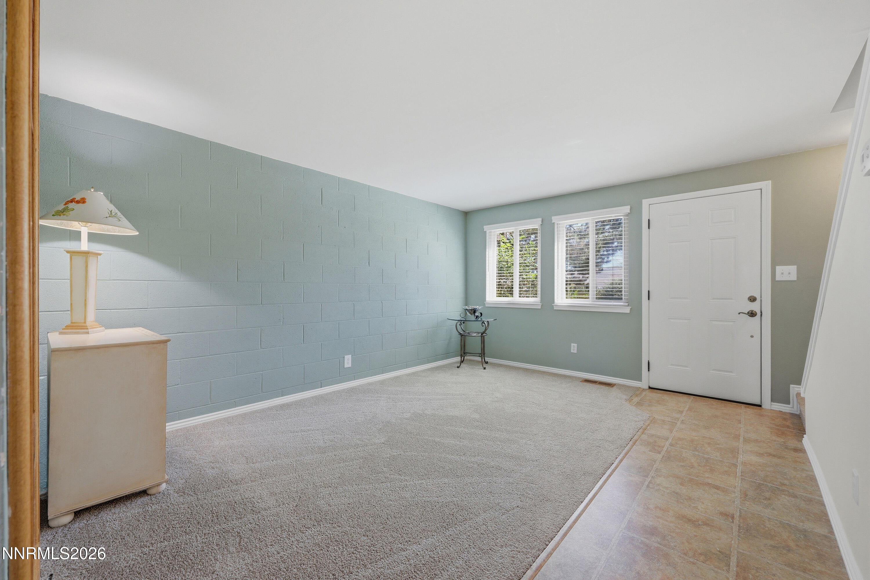 141 Lake Glen Drive Property Photo 9