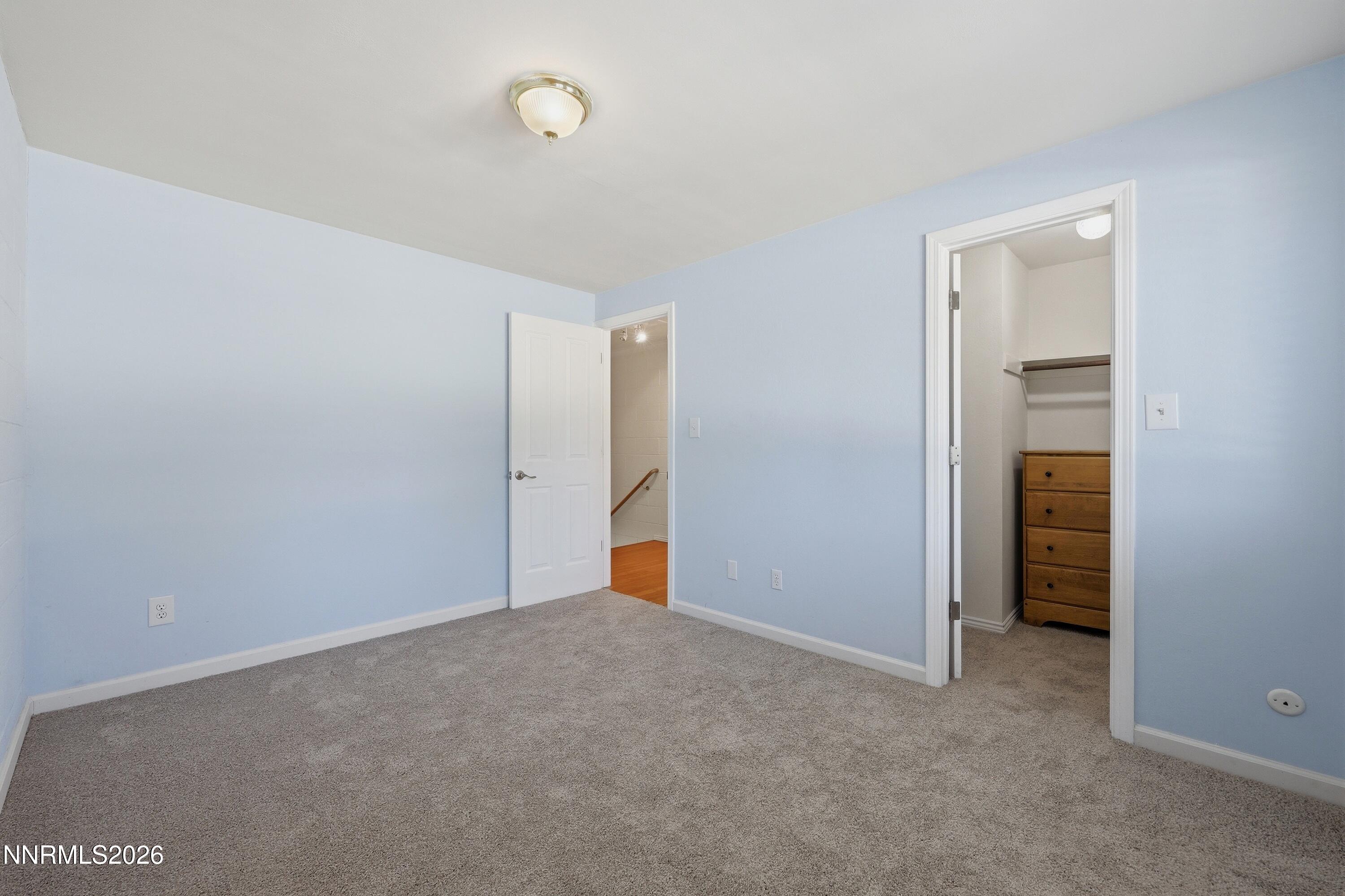 141 Lake Glen Drive Property Photo 20