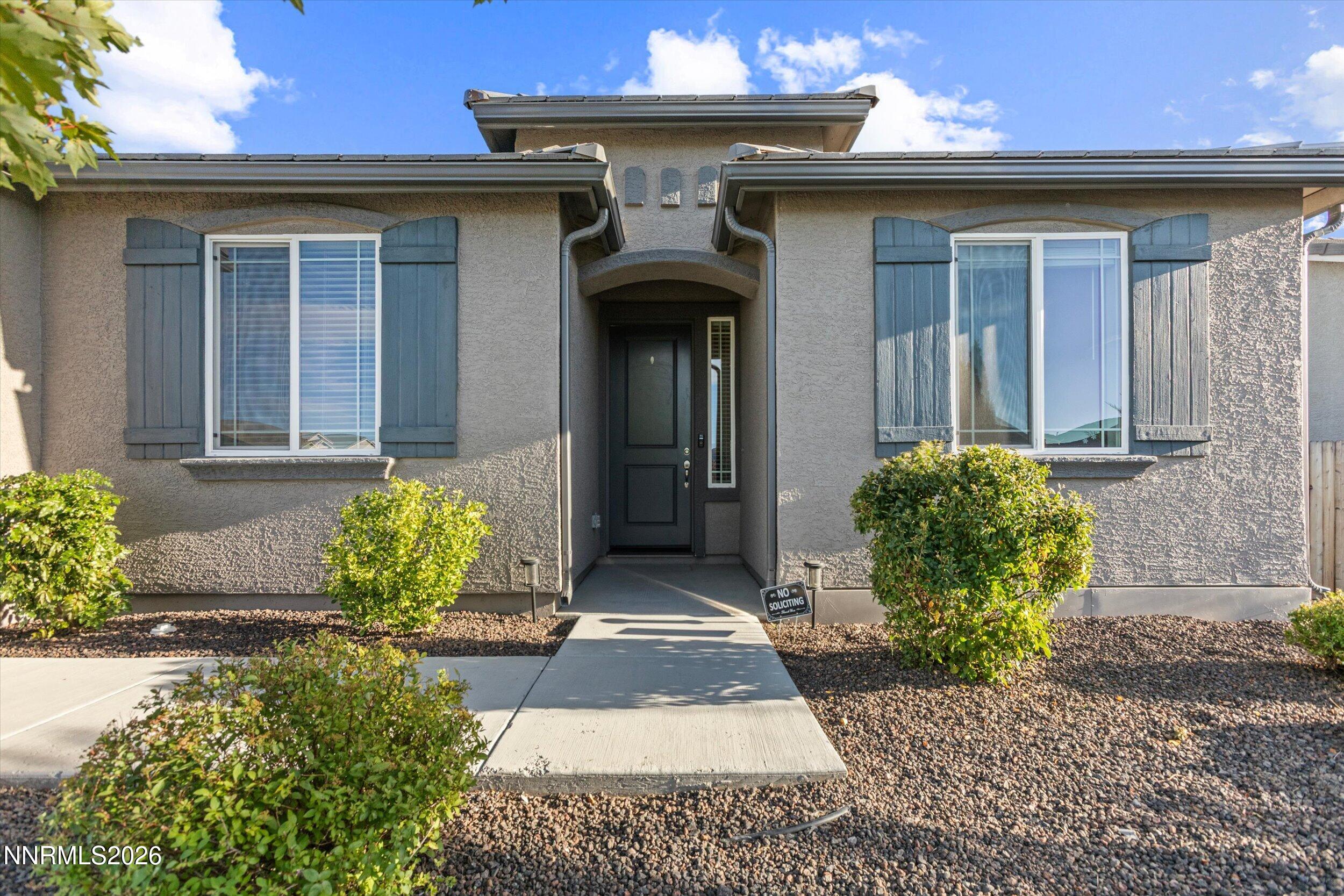 1054 Iron King Drive Property Photo 1
