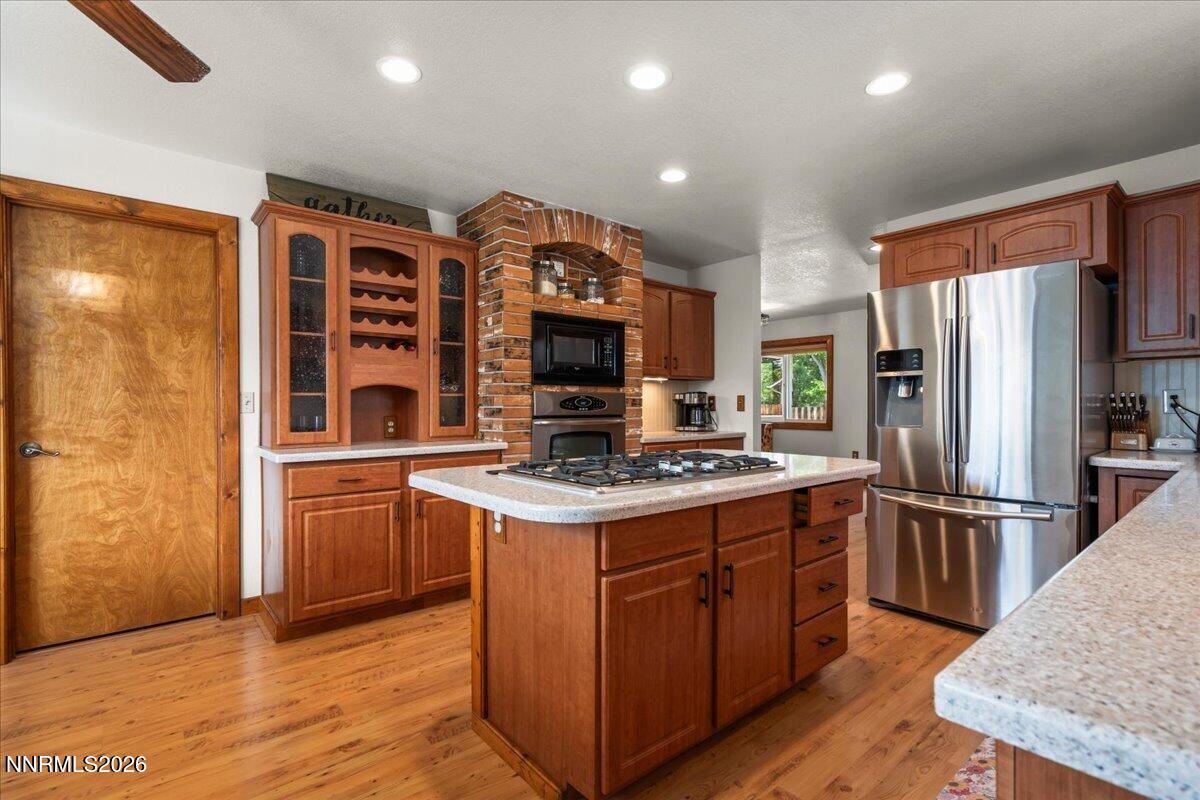 4734 Killdeer Road Property Photo 8