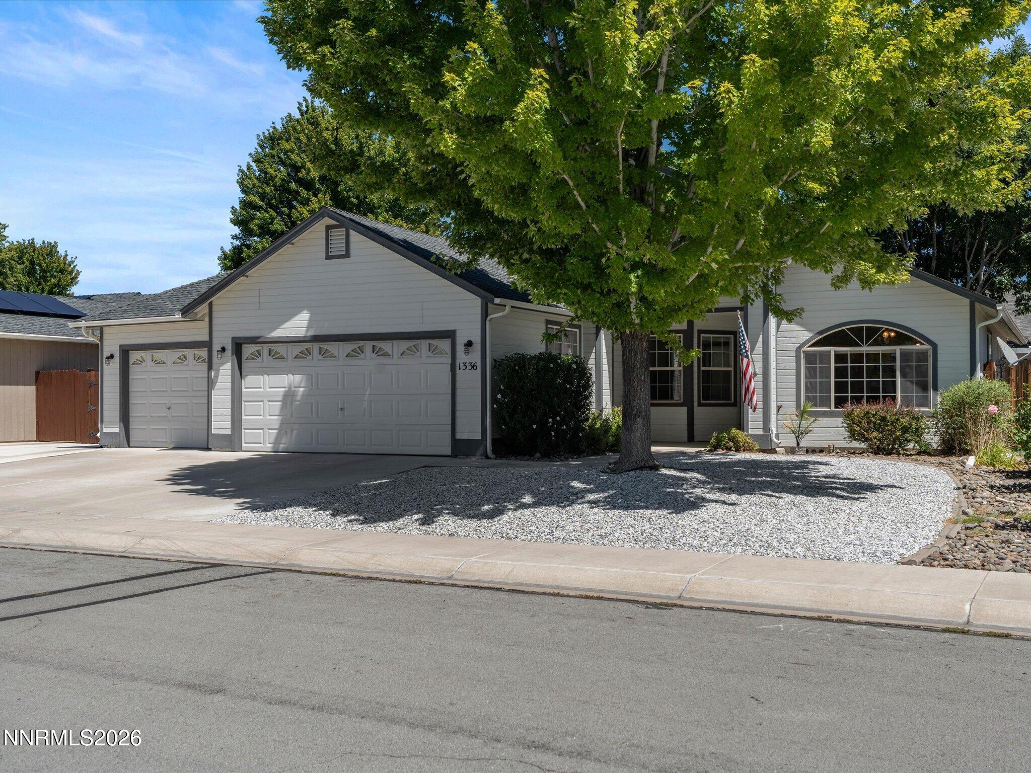 1336 Brooke Way Property Photo 2