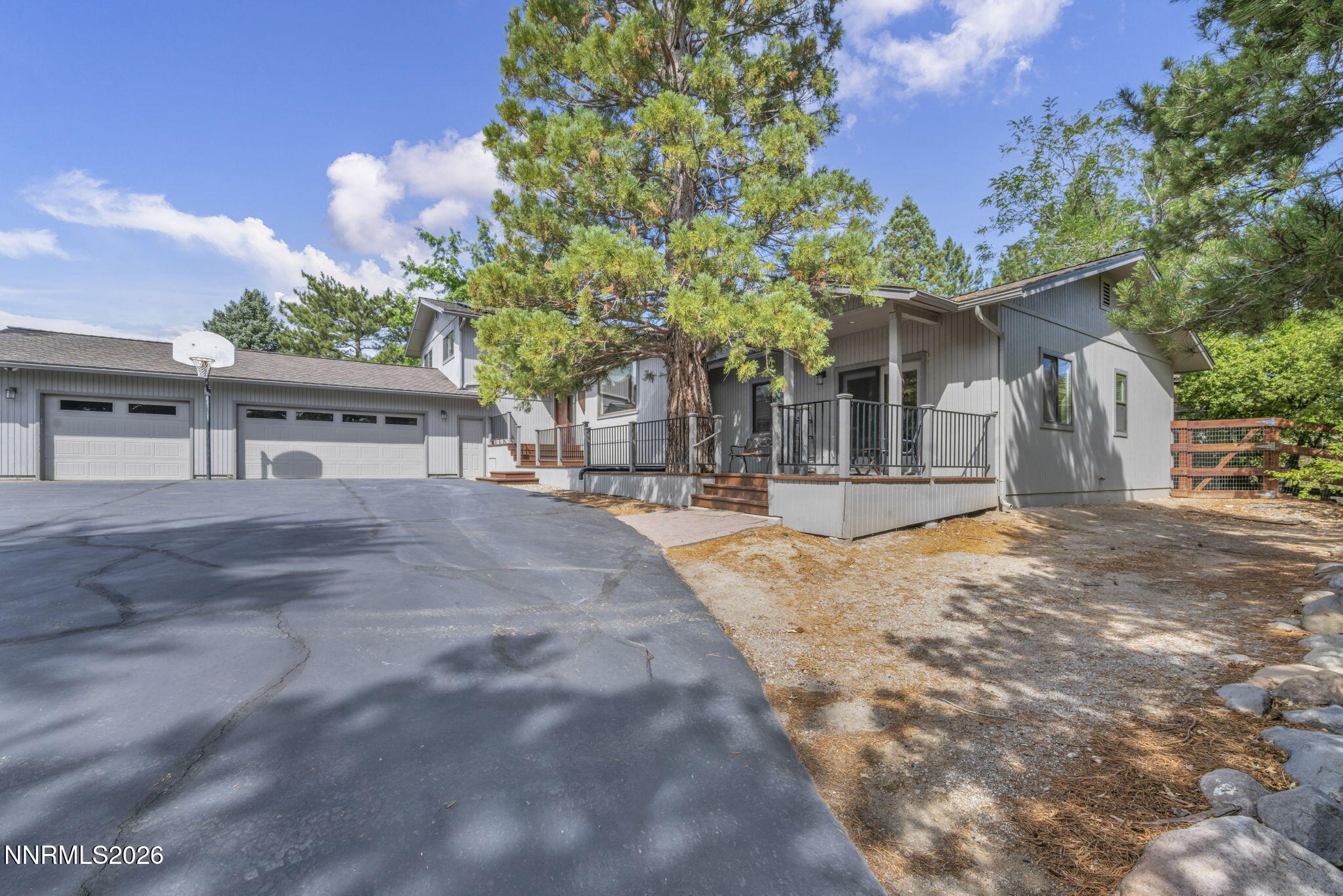 14085 Broili Drive Property Photo 1