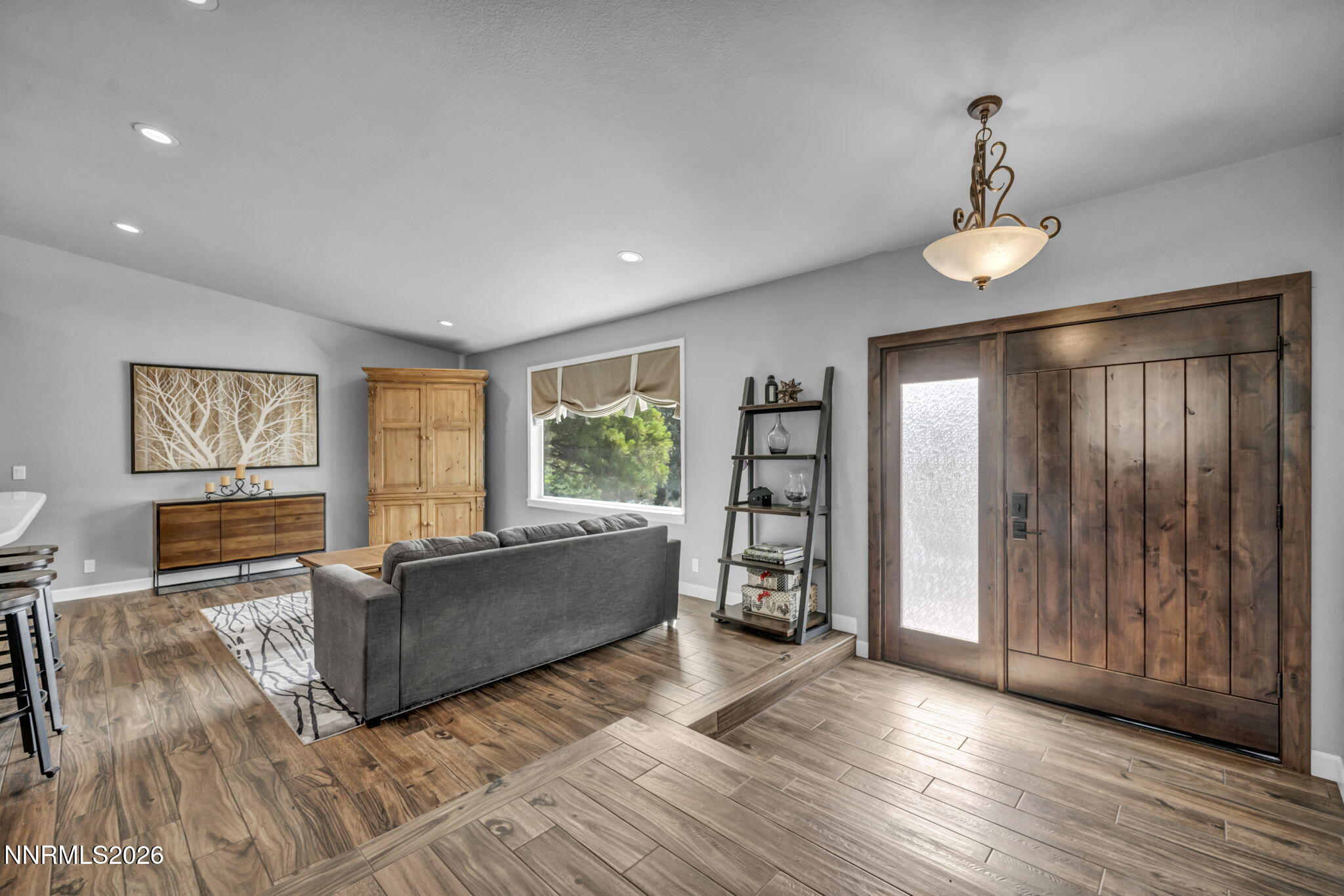 14085 Broili Drive Property Photo 6