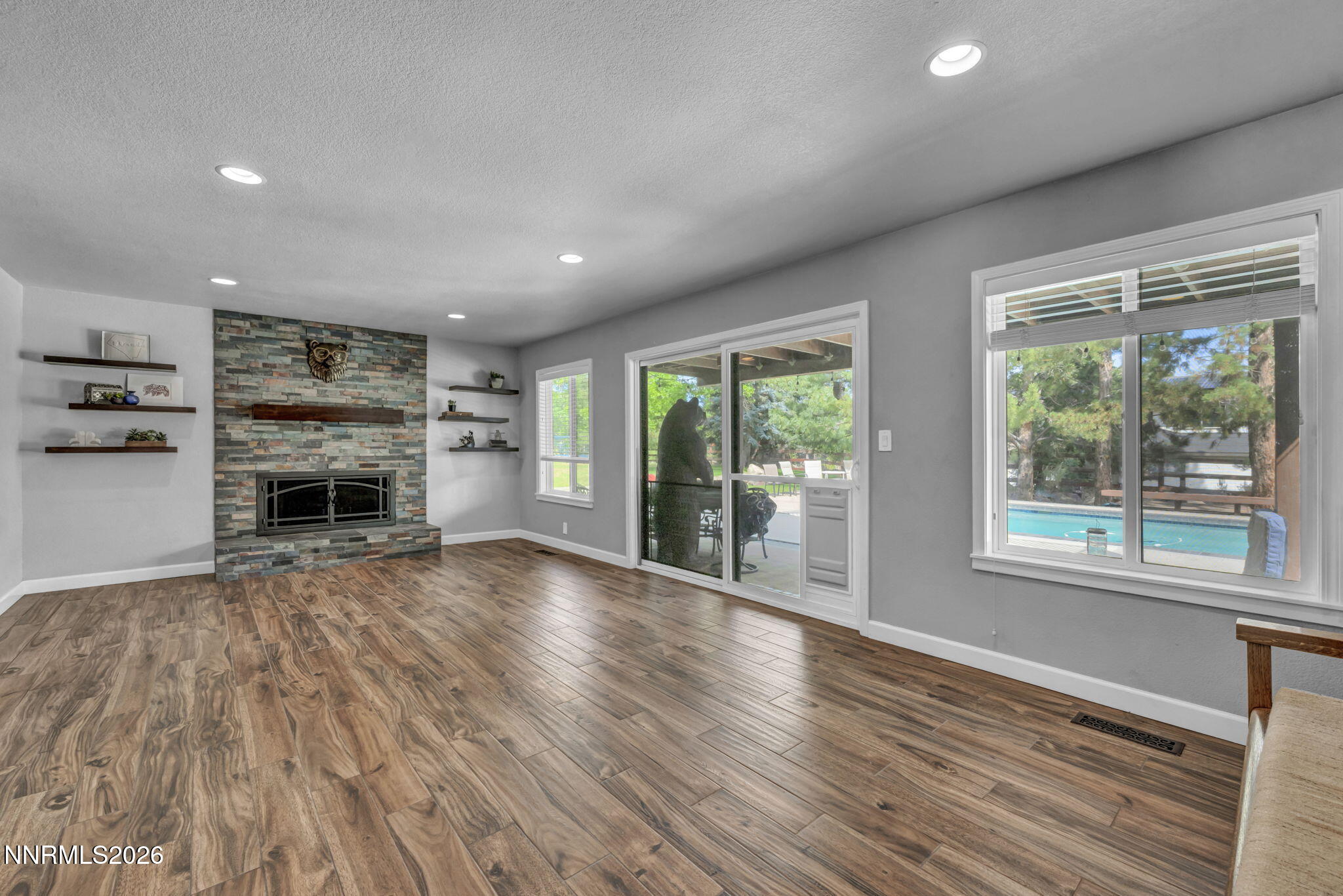 14085 Broili Drive Property Photo 13