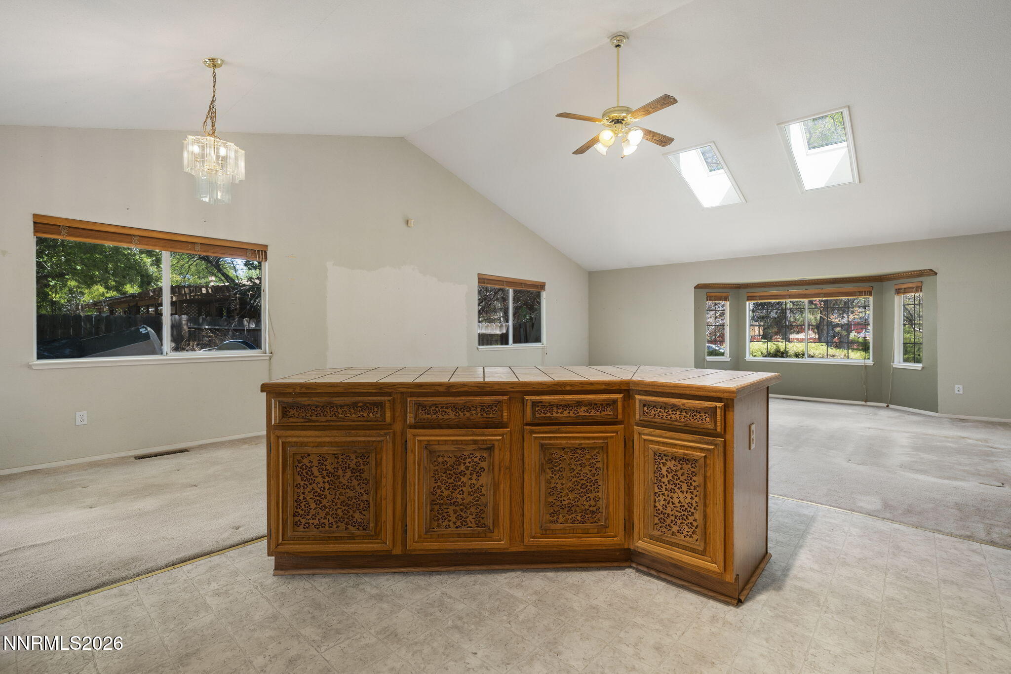 198 Desert Rose Drive Property Photo 10