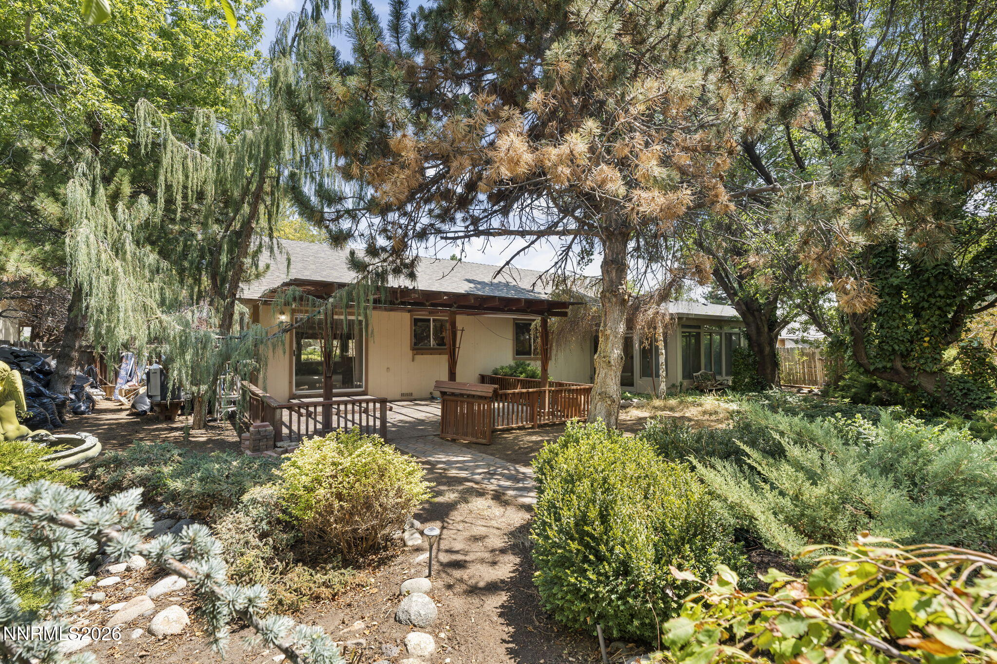 198 Desert Rose Drive Property Photo 31