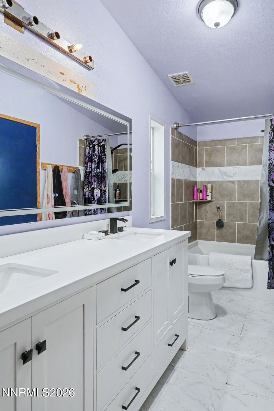 3330 Della Circle Property Photo 14