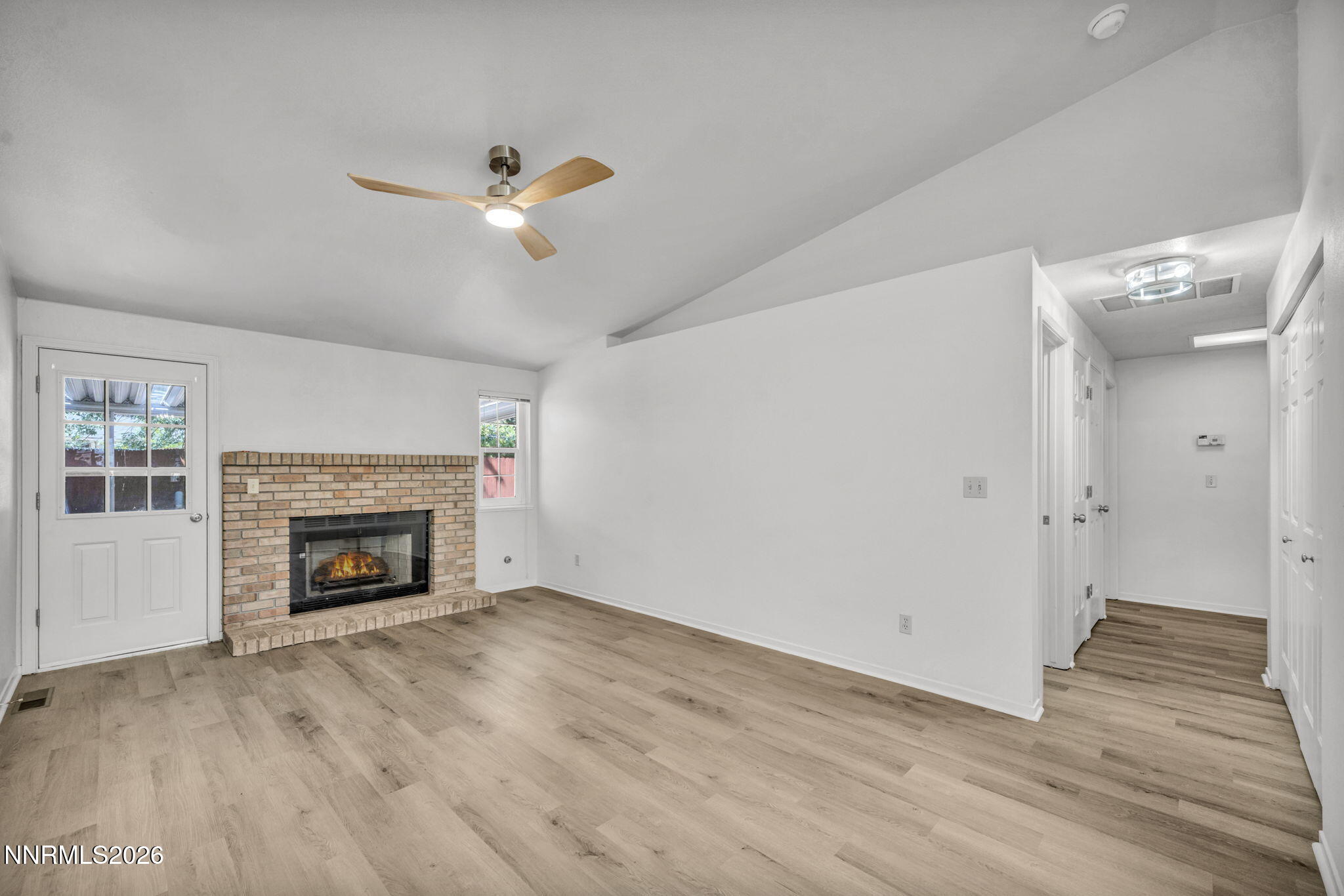 609 Armory Lane Property Photo 6