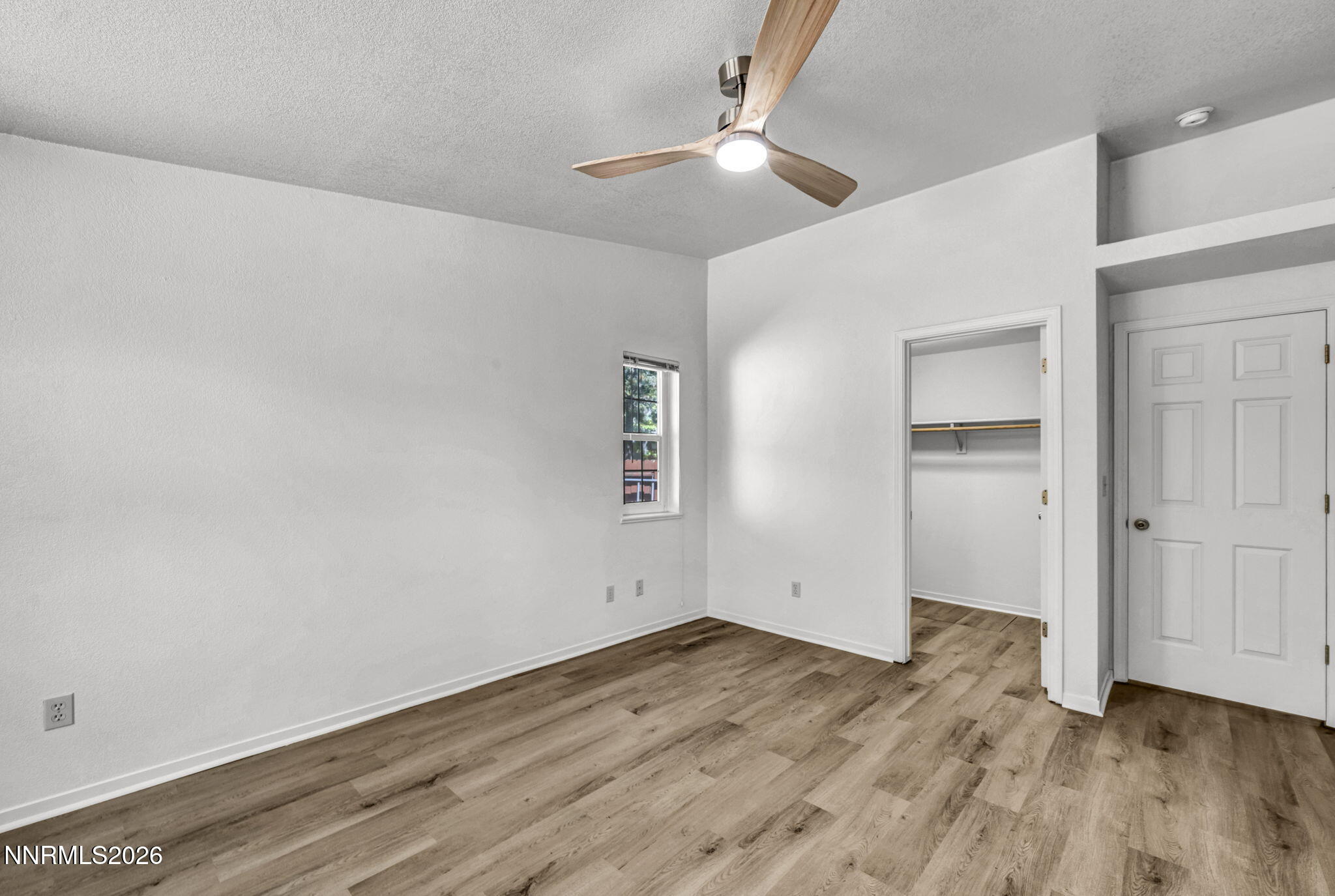 609 Armory Lane Property Photo 33