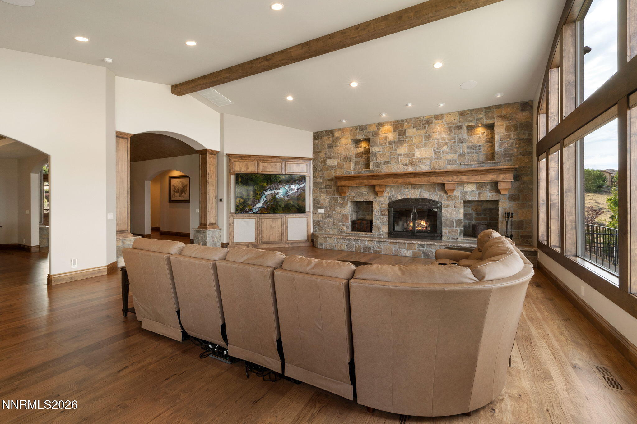386 Questa Court Property Photo 11
