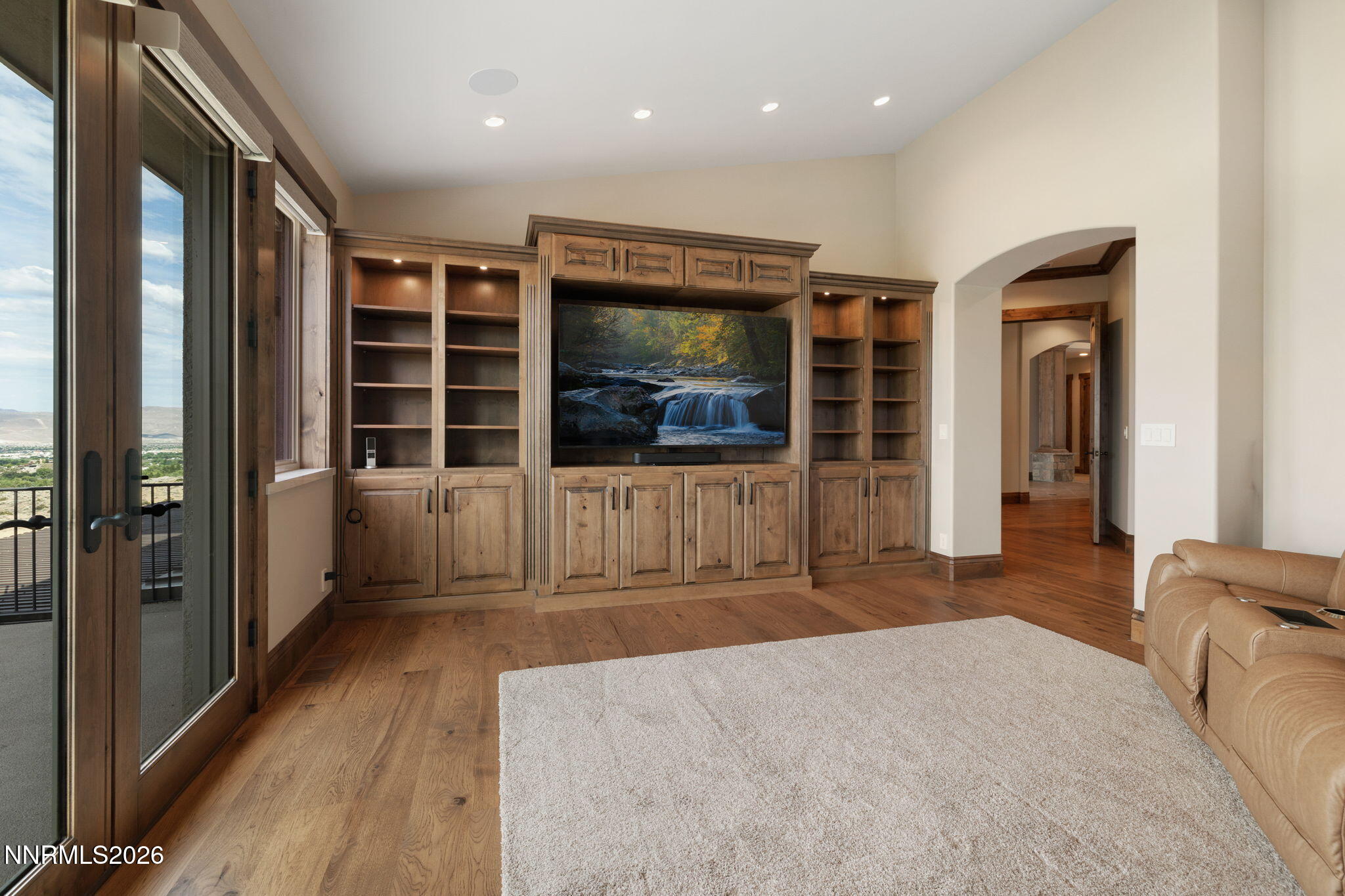 386 Questa Court Property Photo 26