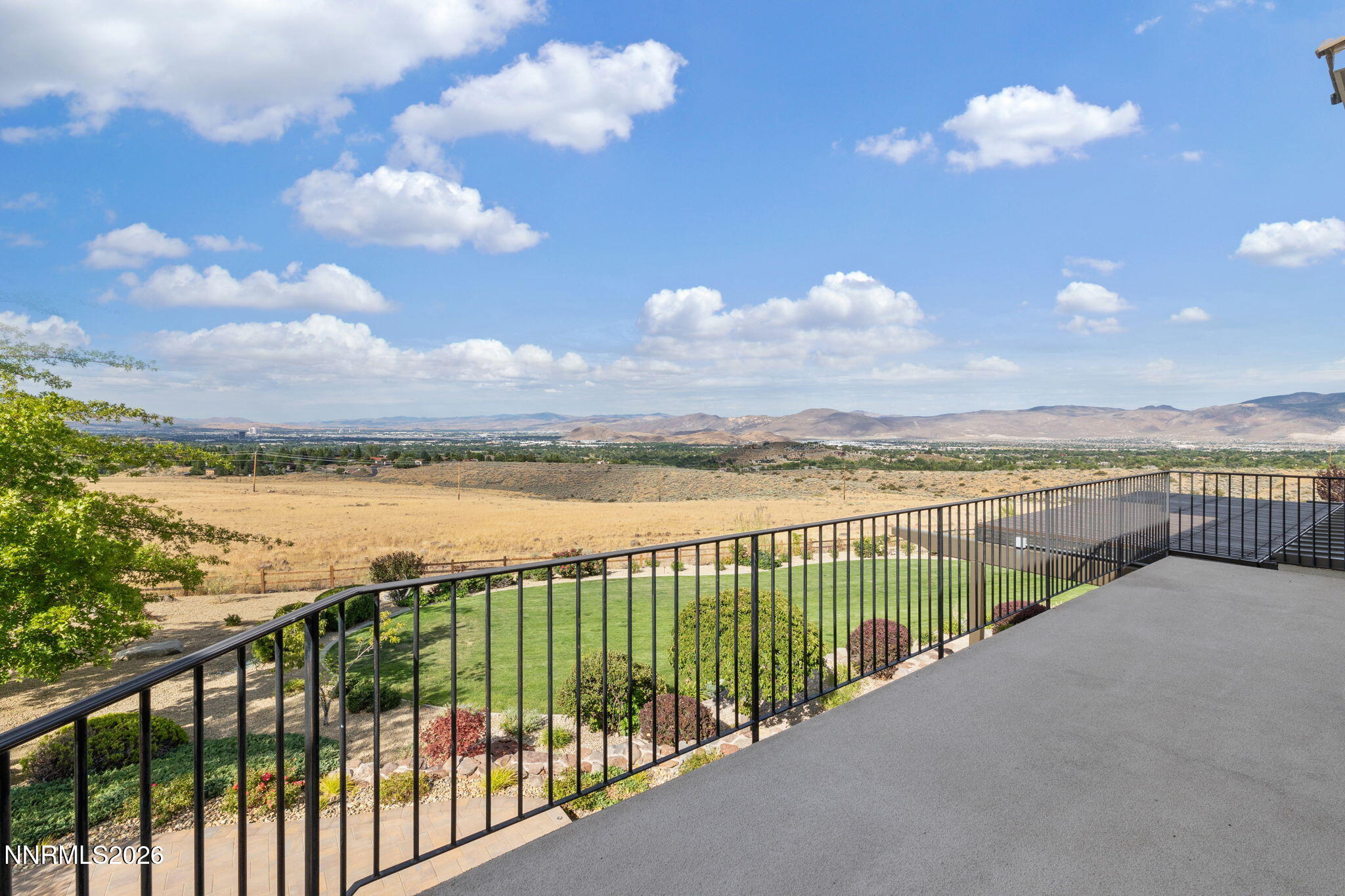 386 Questa Court Property Photo 29