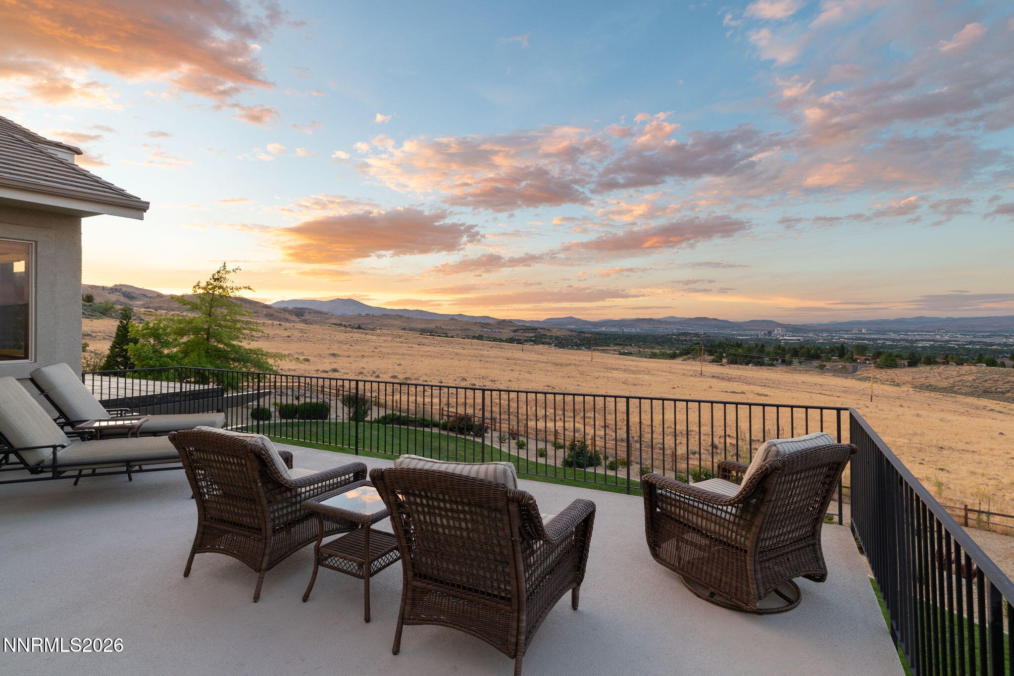 386 Questa Court Property Photo 46