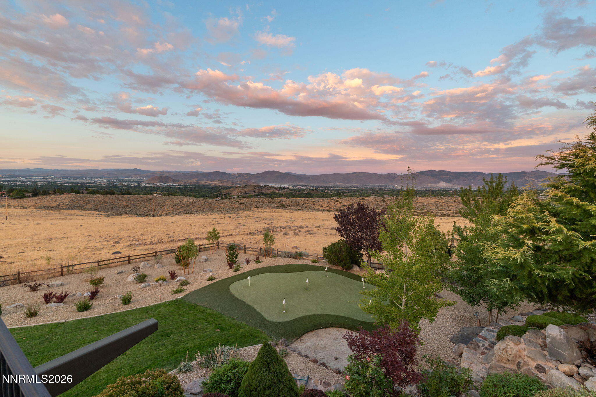 386 Questa Court Property Photo 47