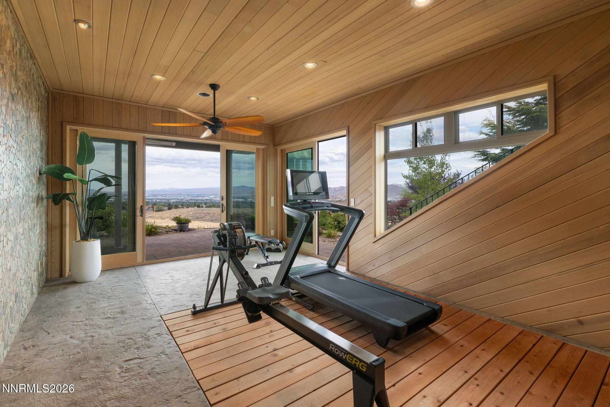 386 Questa Court Property Photo 49