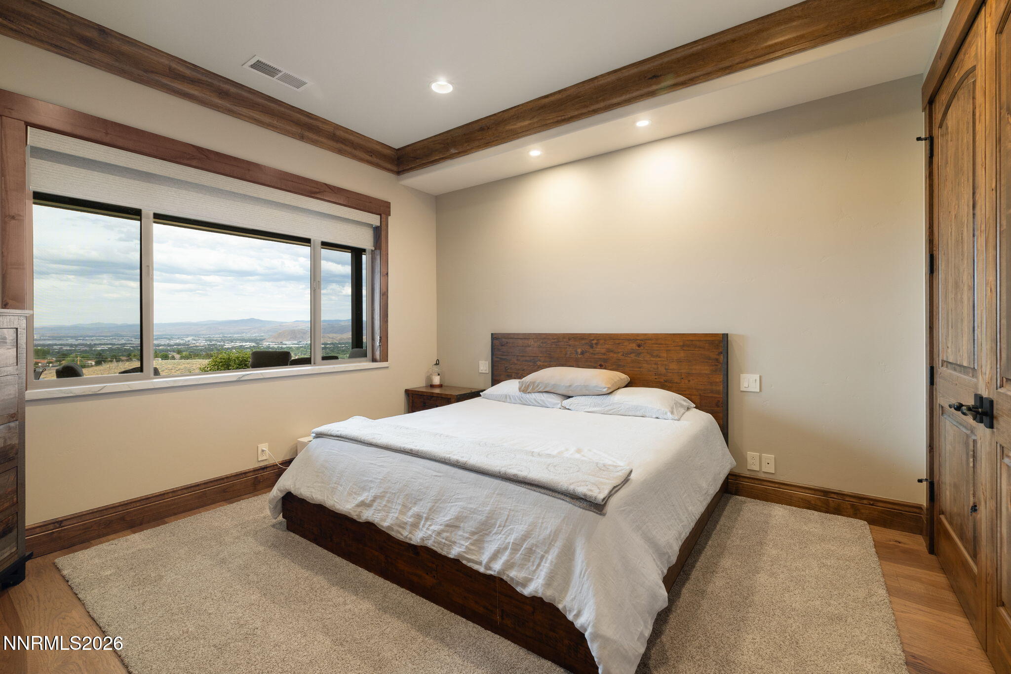 386 Questa Court Property Photo 53