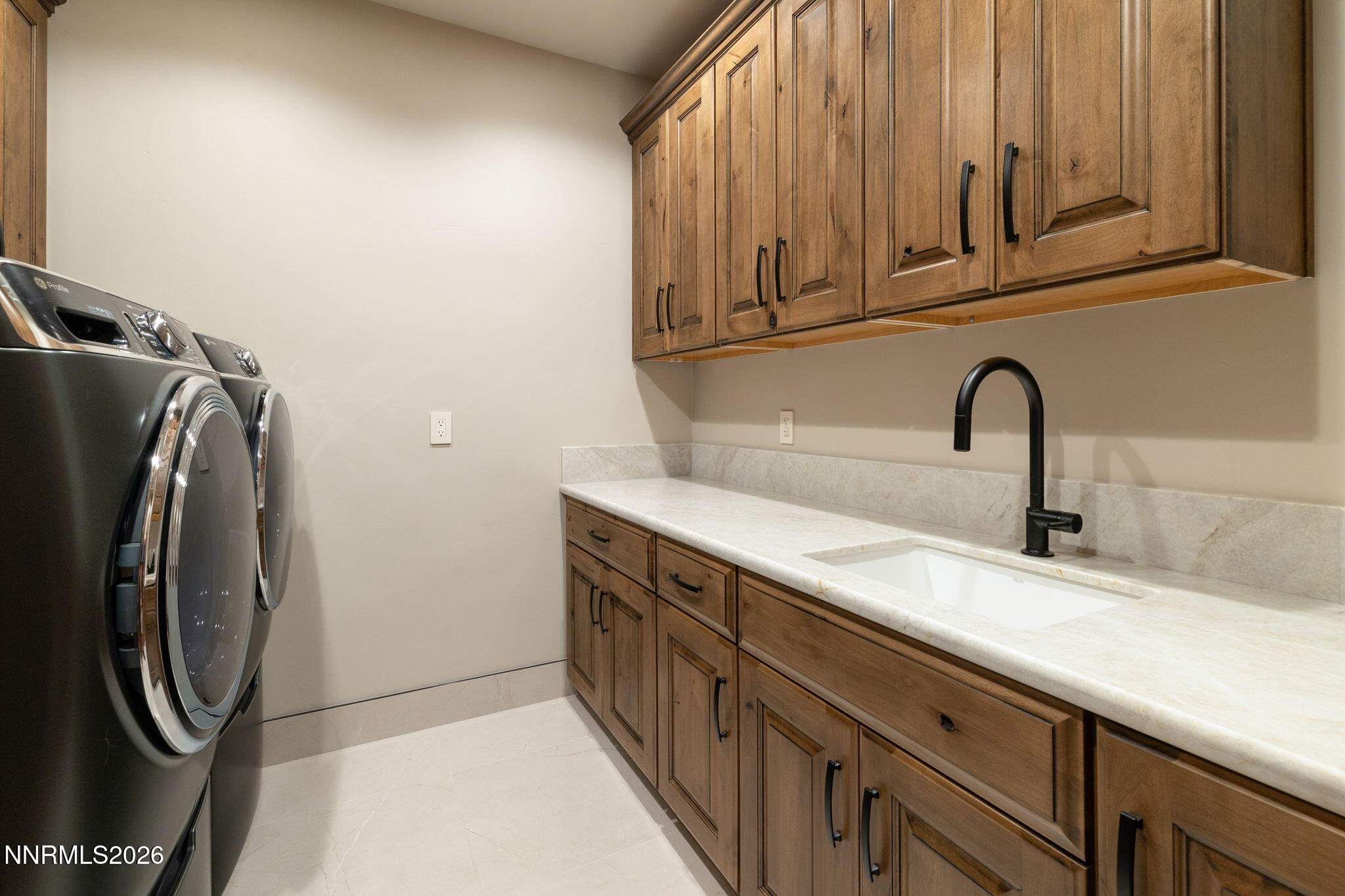 386 Questa Court Property Photo 62