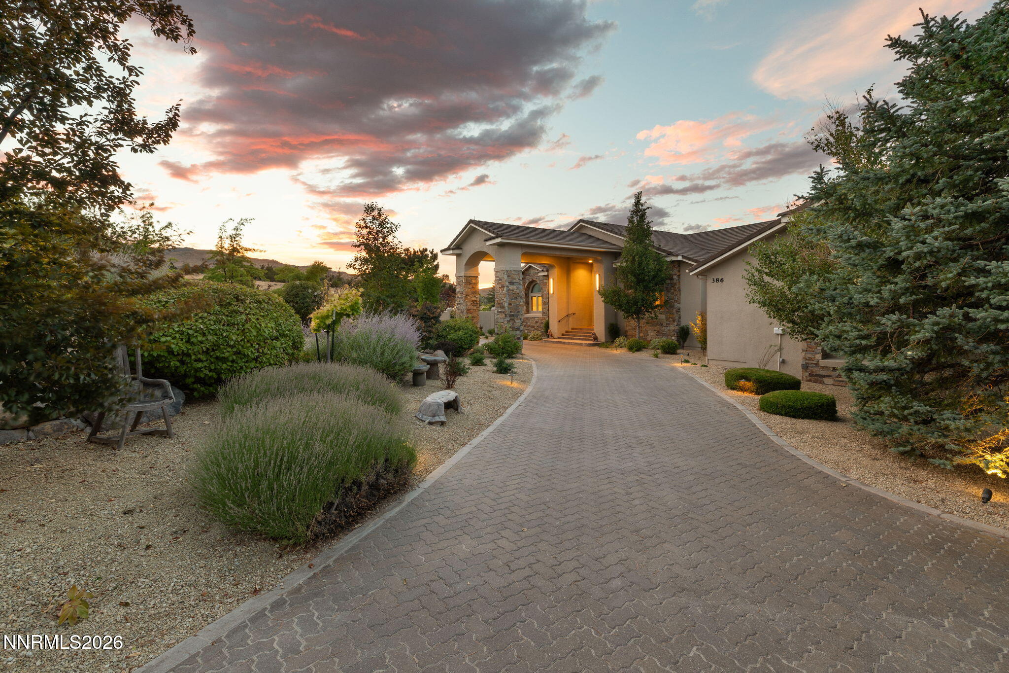 386 Questa Court Property Photo 71