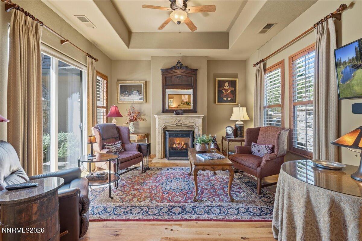 5960 Cartier Drive Property Photo 10