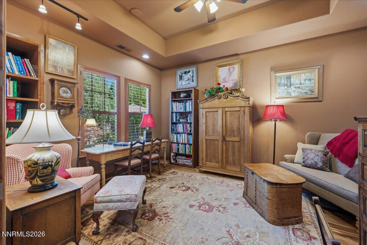 5960 Cartier Drive Property Photo 11