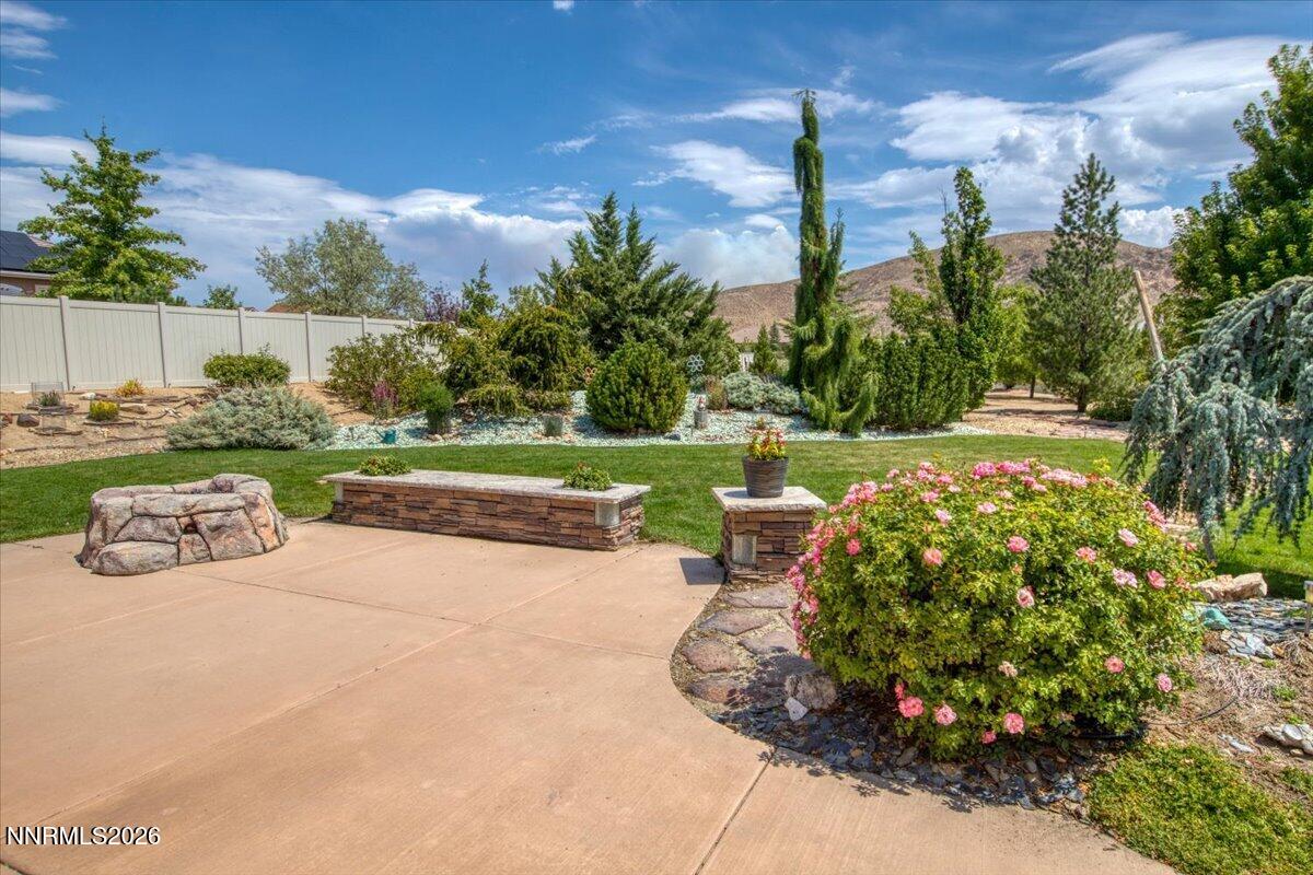 12200 Hidden Hills Drive Property Photo 4