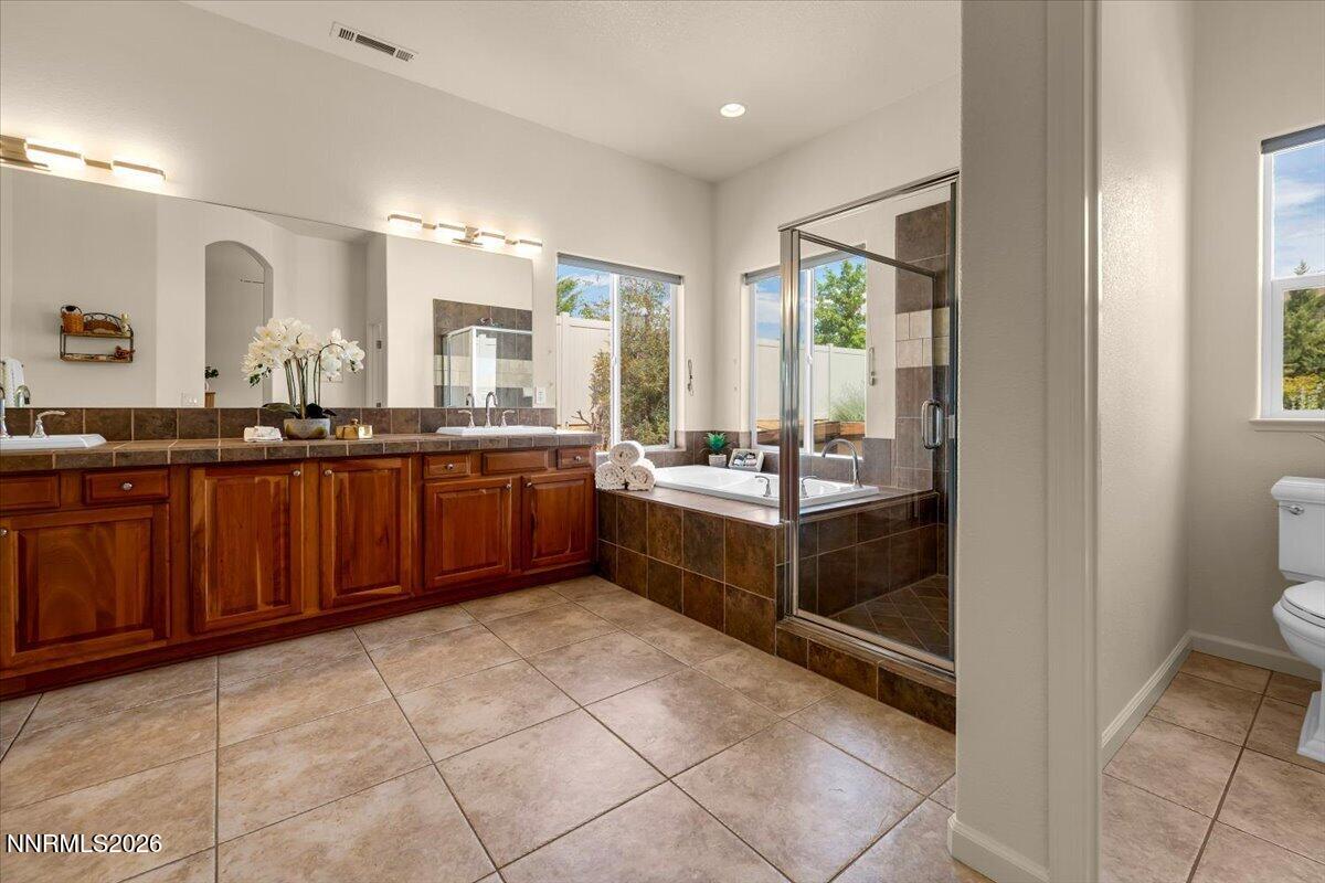 12200 Hidden Hills Drive Property Photo 15