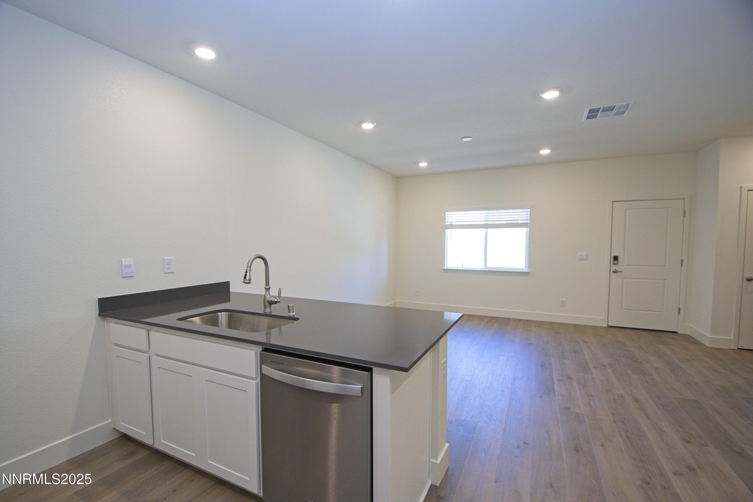 1636 Prancer Street Property Photo 7