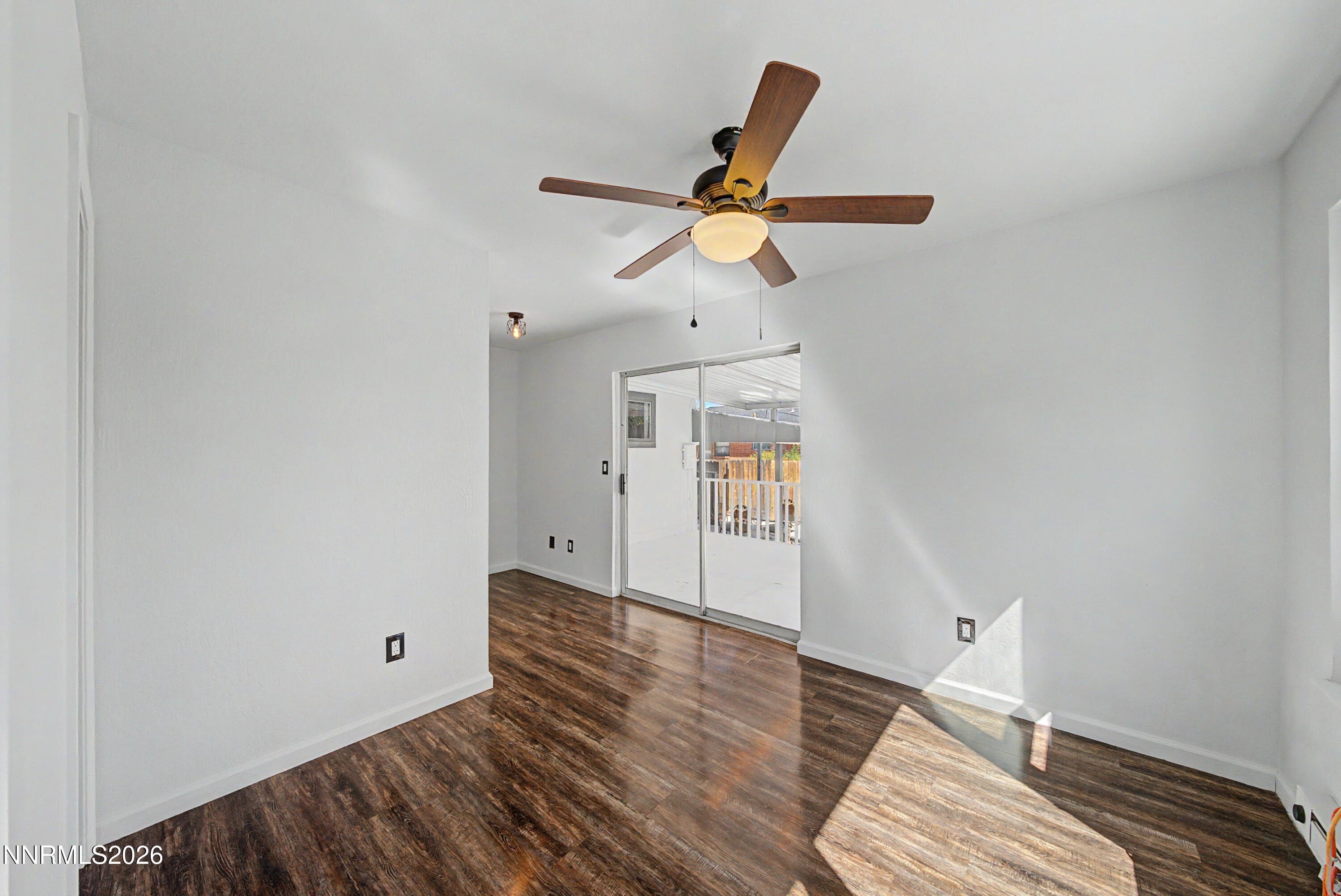 934 Pyramid Way Property Photo 22