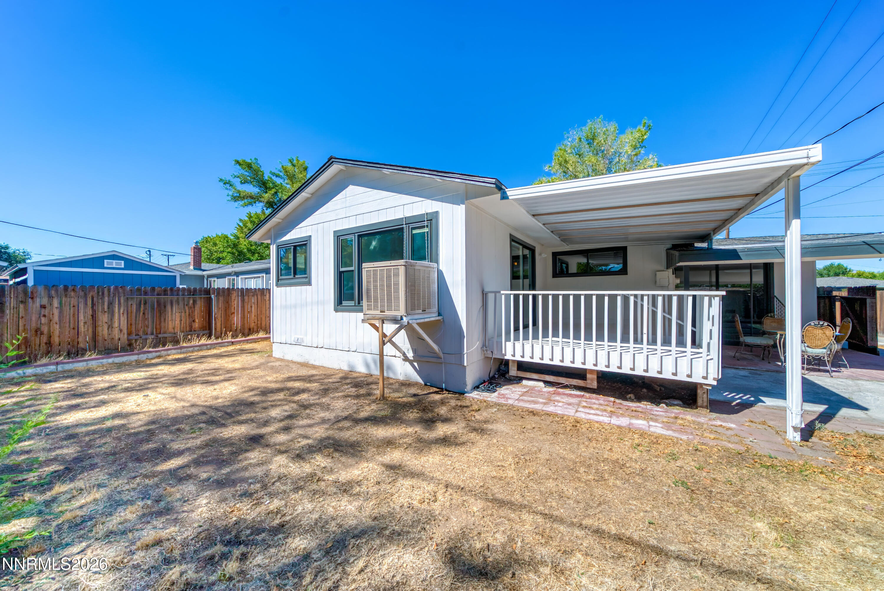 934 Pyramid Way Property Photo 33
