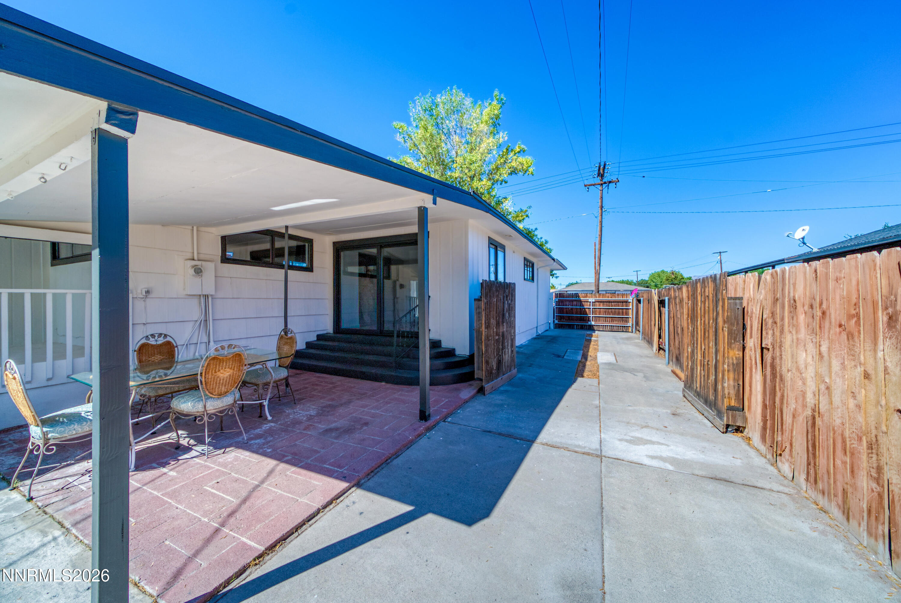 934 Pyramid Way Property Photo 40