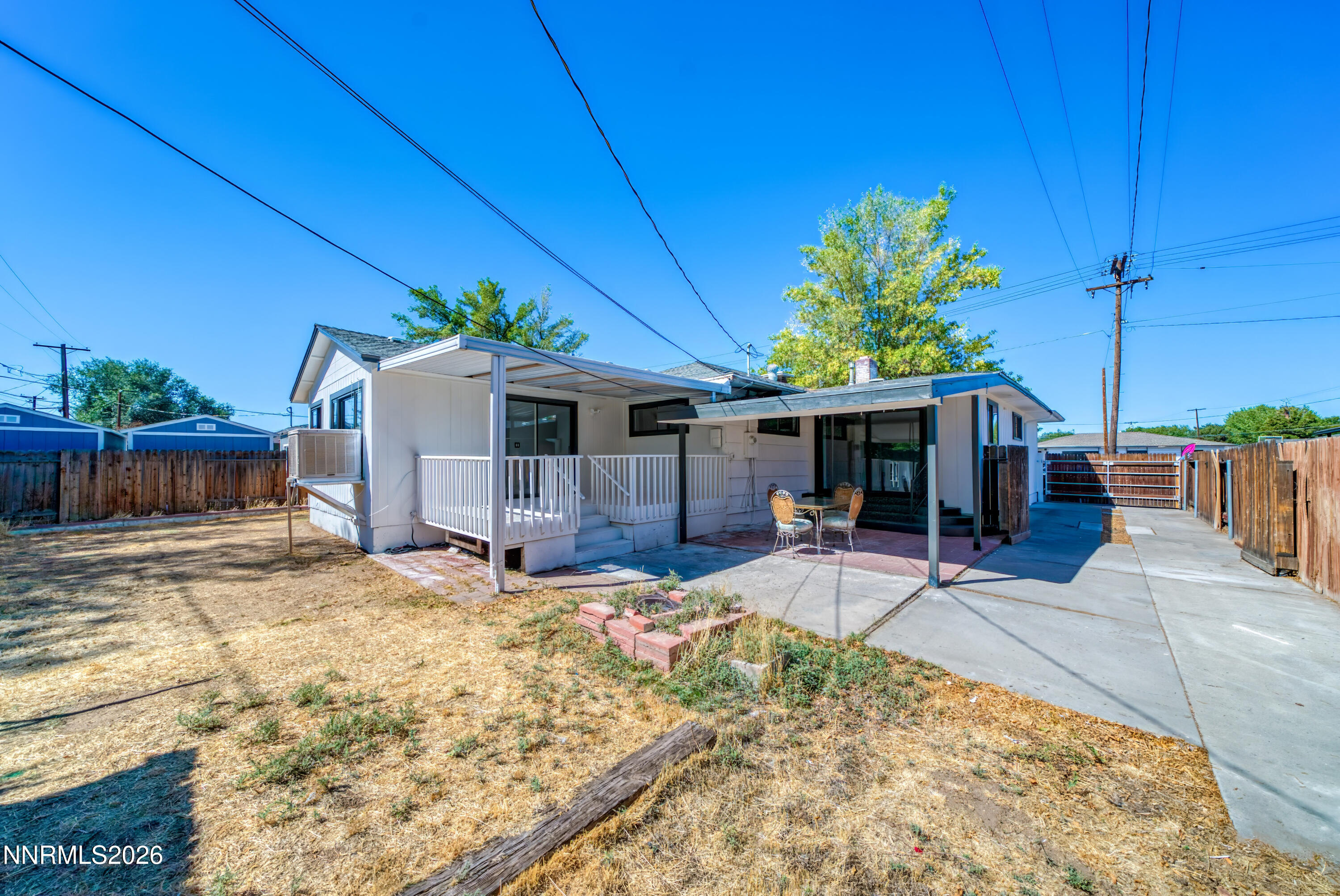 934 Pyramid Way Property Photo 42