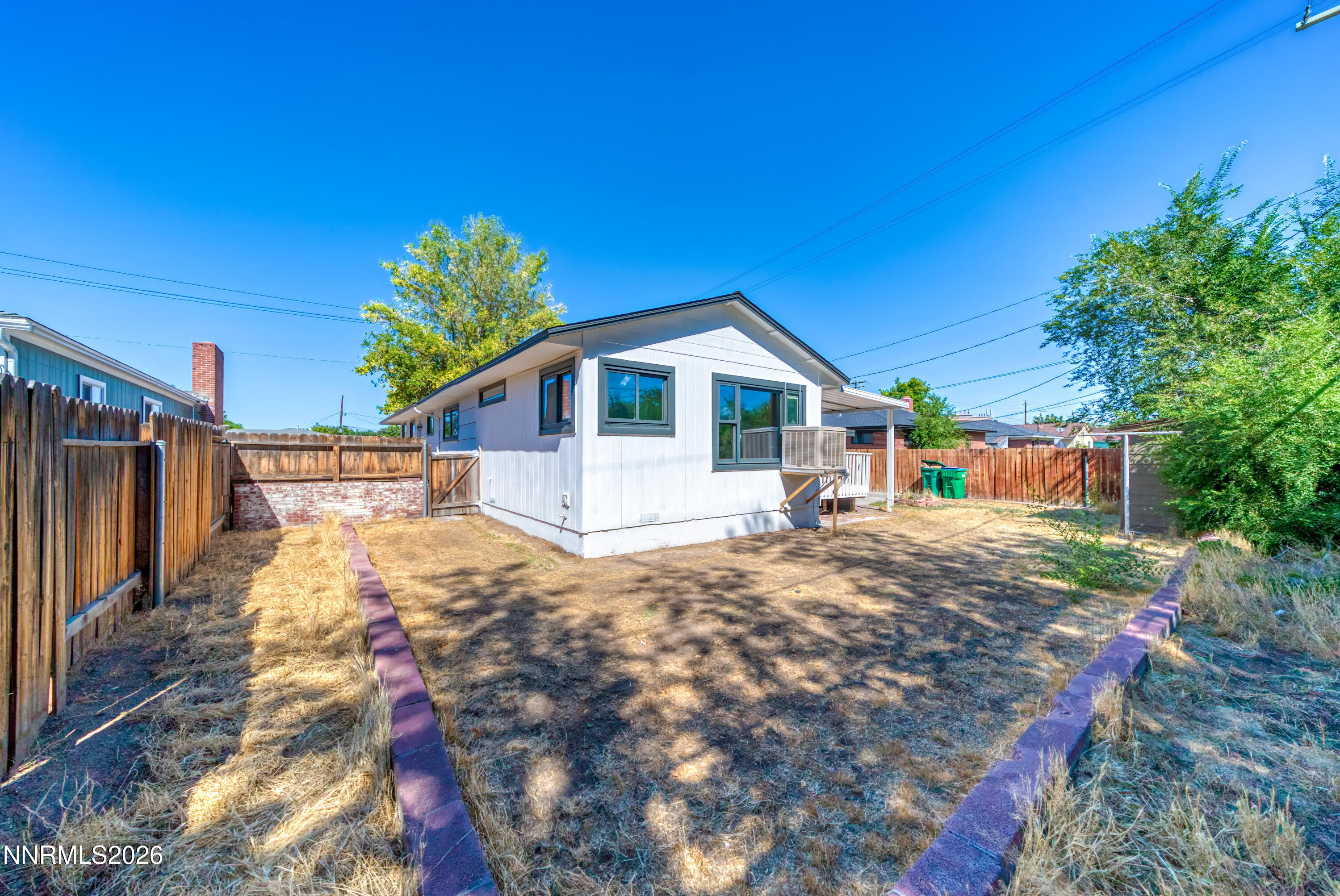 934 Pyramid Way Property Photo 43