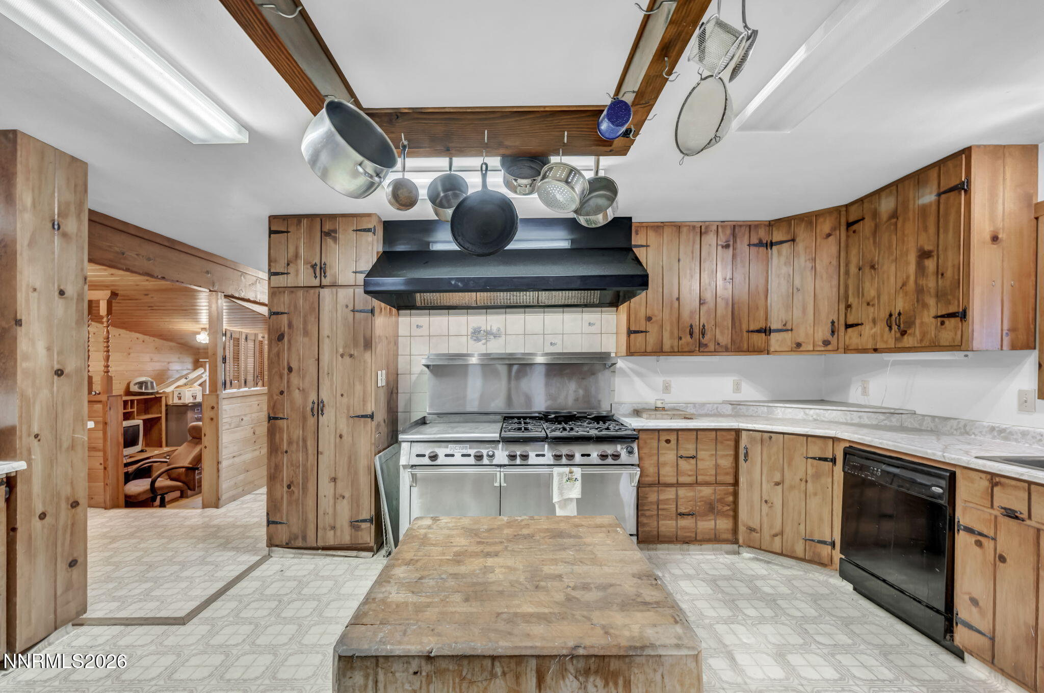 100 Burke Drive Property Photo 20