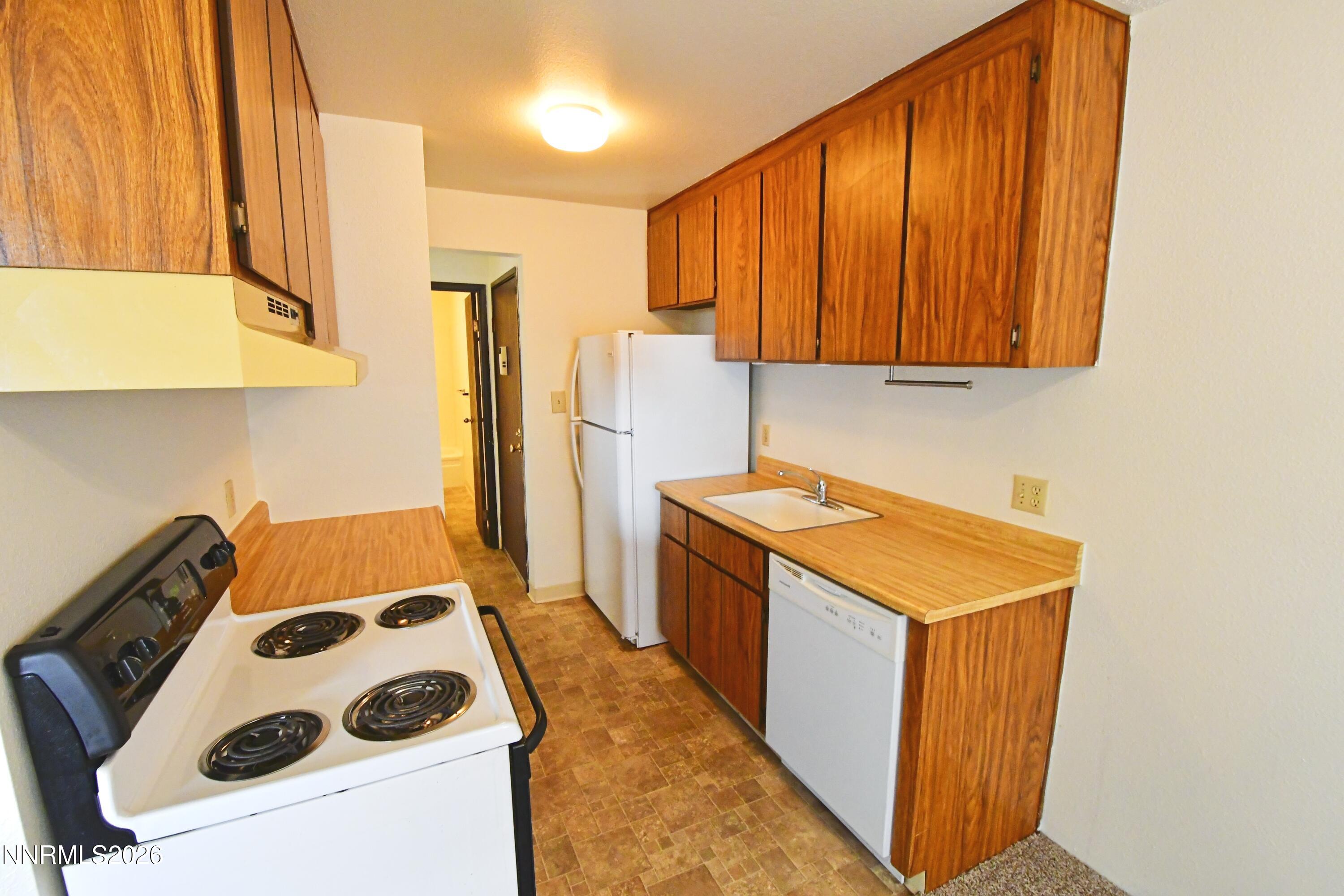 400 S Saliman Road Apt 22 Property Photo 2